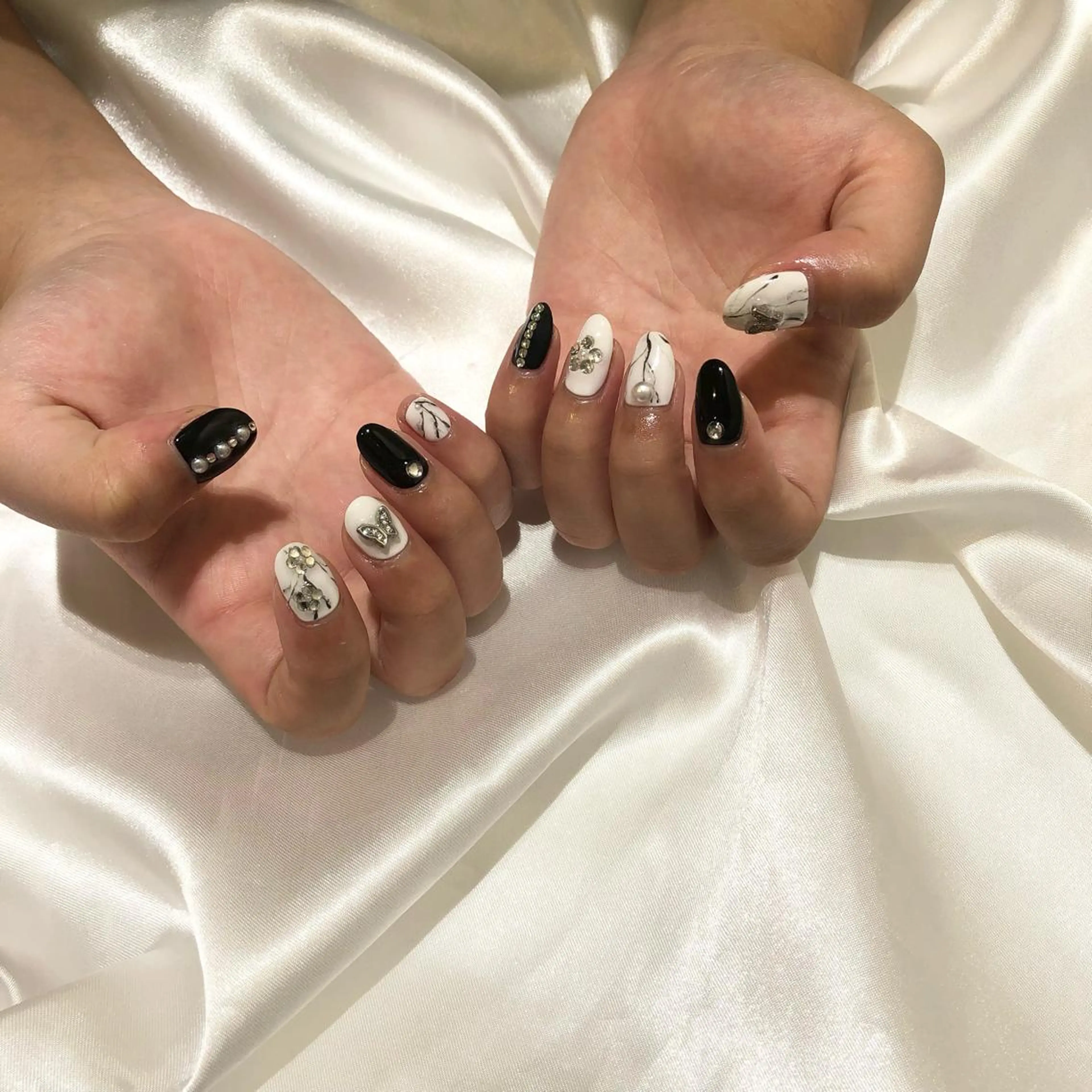 ネイル classic 新横浜所属・山田 暉のネイルデザイン