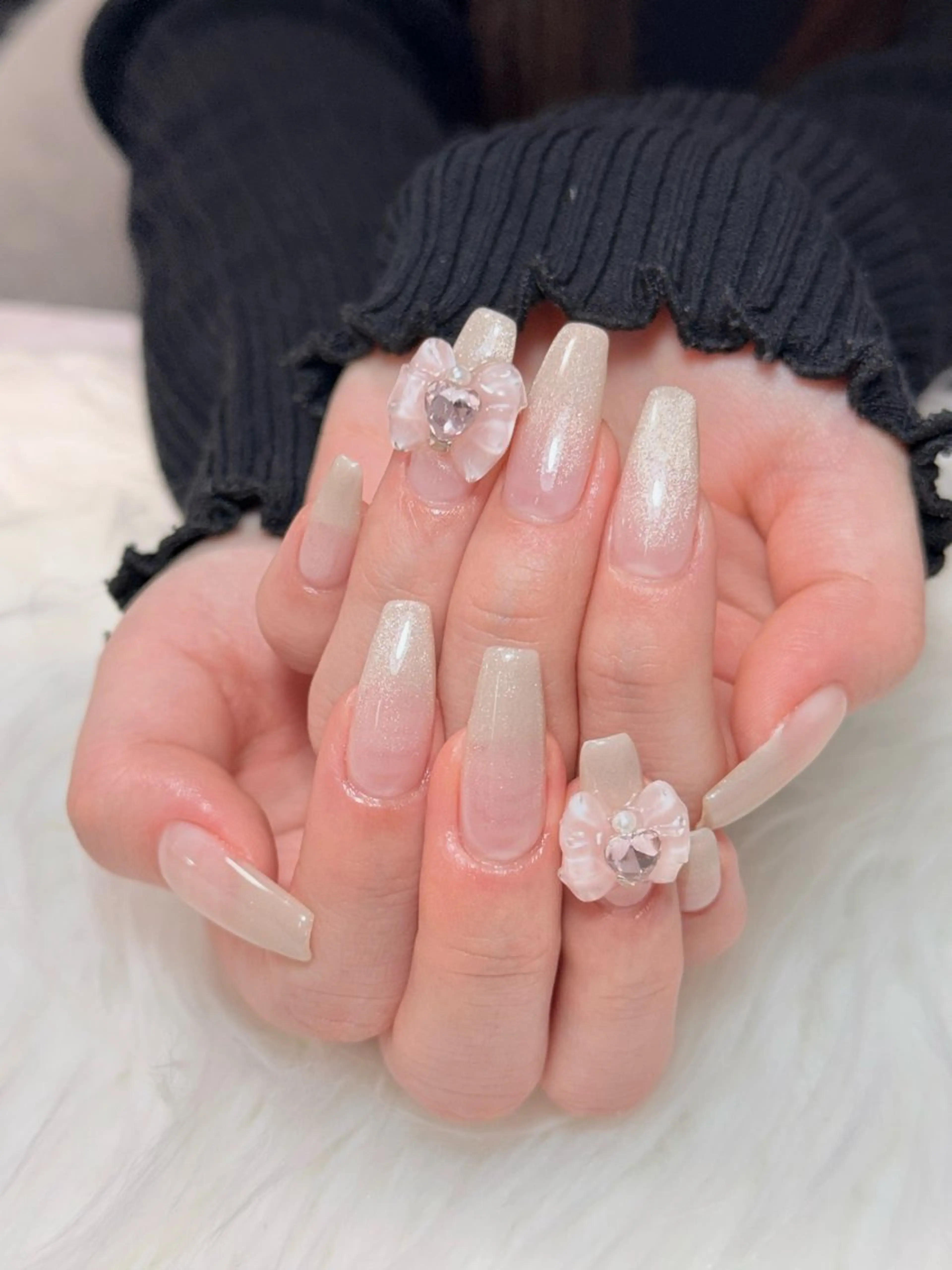 ネイル グラデーション マグネットネイル 西野 カナのネイルデザイン