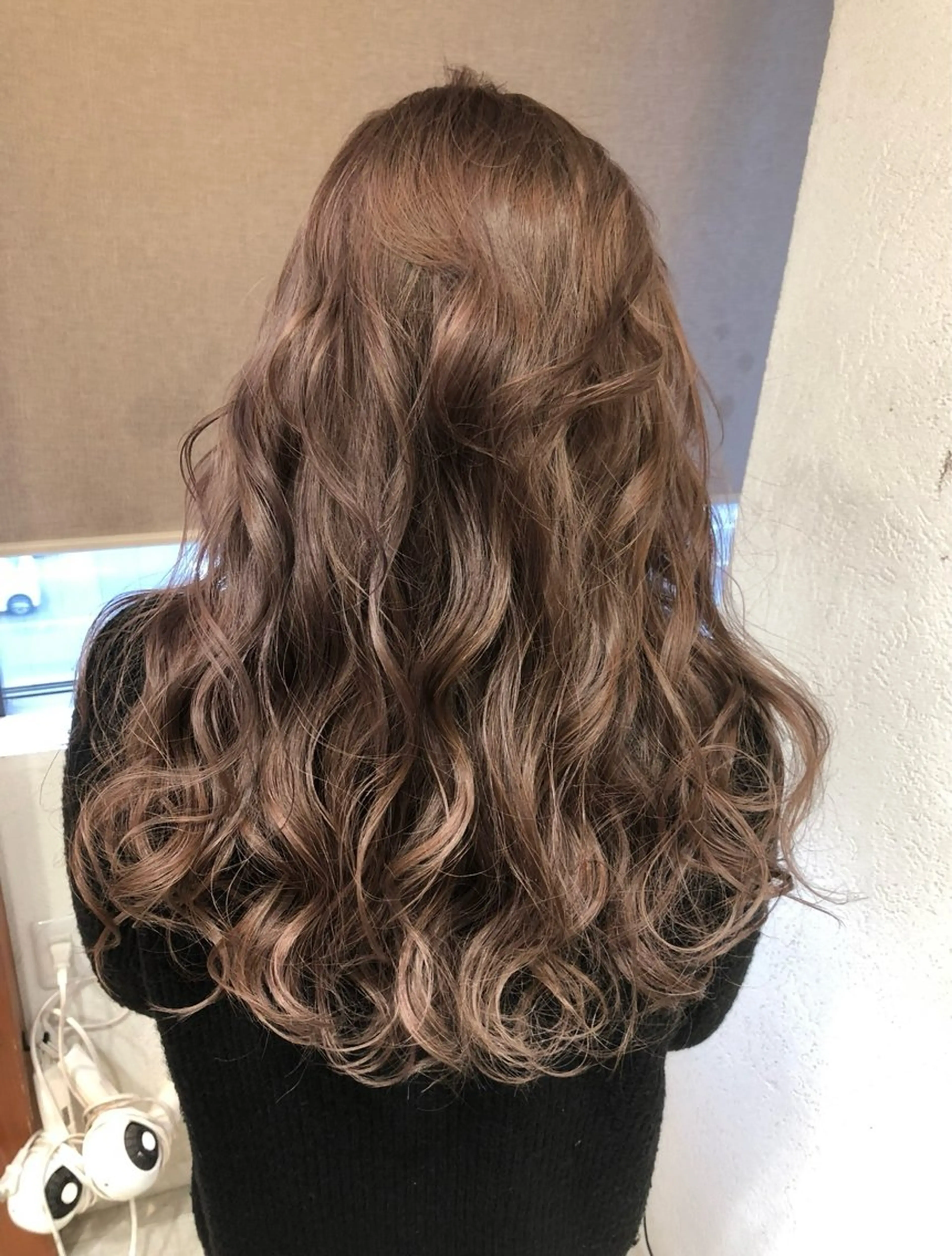 ロング カラー Agu hair rojet所属・Ryujiハイトーン /デザインカラーのヘアスタイル