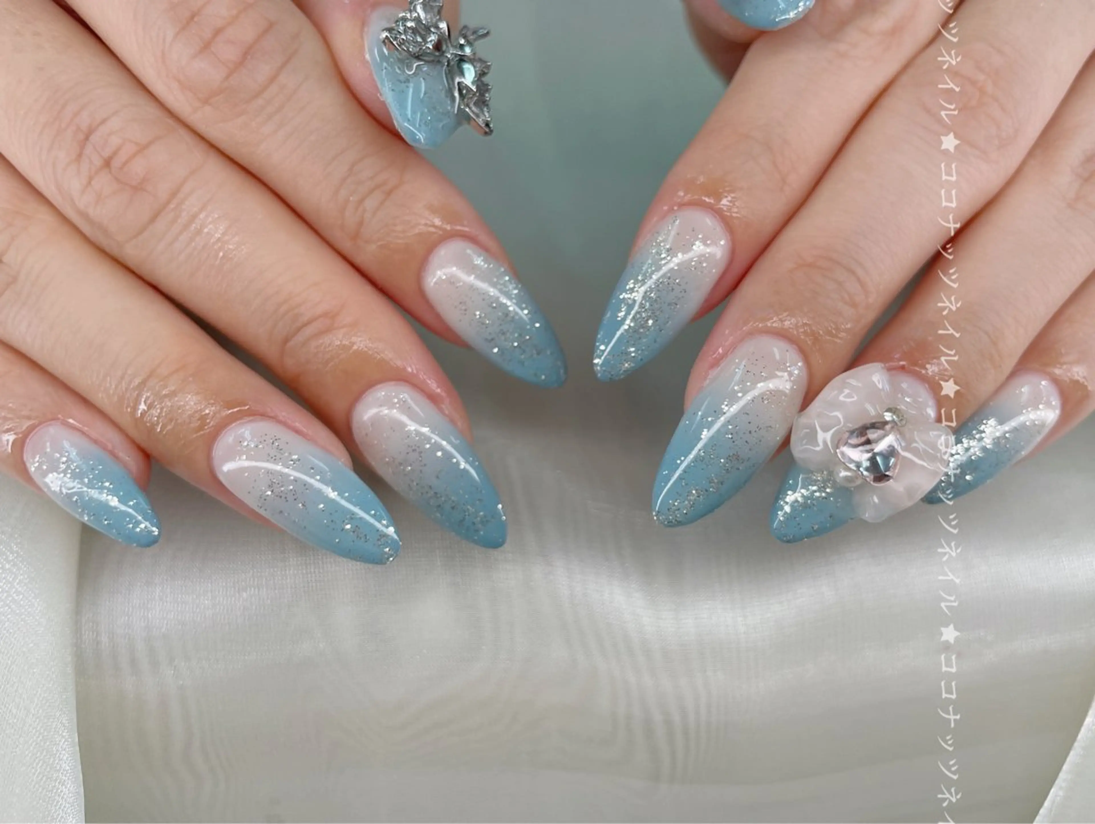 ネイル べっ甲ネイル フレンチネイル キラキラネイル マグネットネイル 大理石ネイル(マーブル) ハンドネイル 神田 ココナッツのネイルデザイン