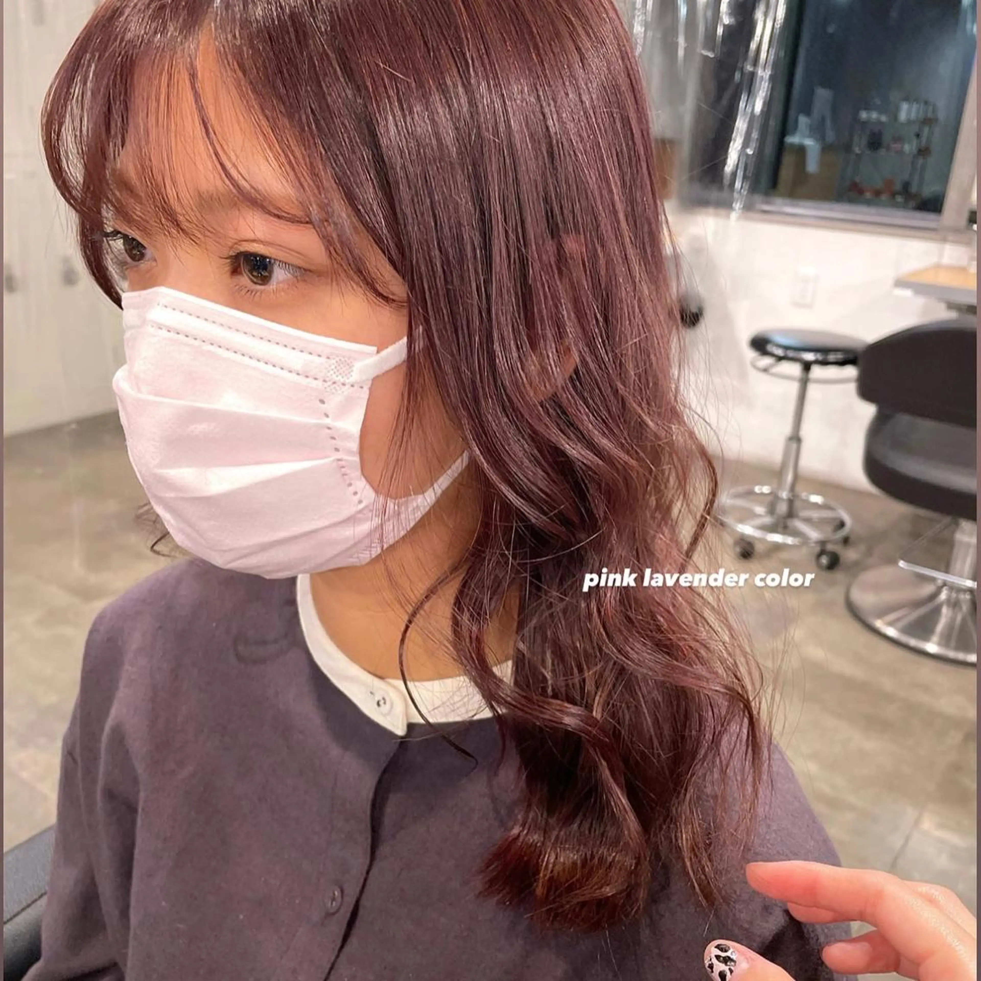 セミロング カラー パーマ ヘアアレンジ メンズ キッズ ネイル マツエク・マツパ 透明感カラー・レイヤ ー🎀amika🎀のヘアスタイル