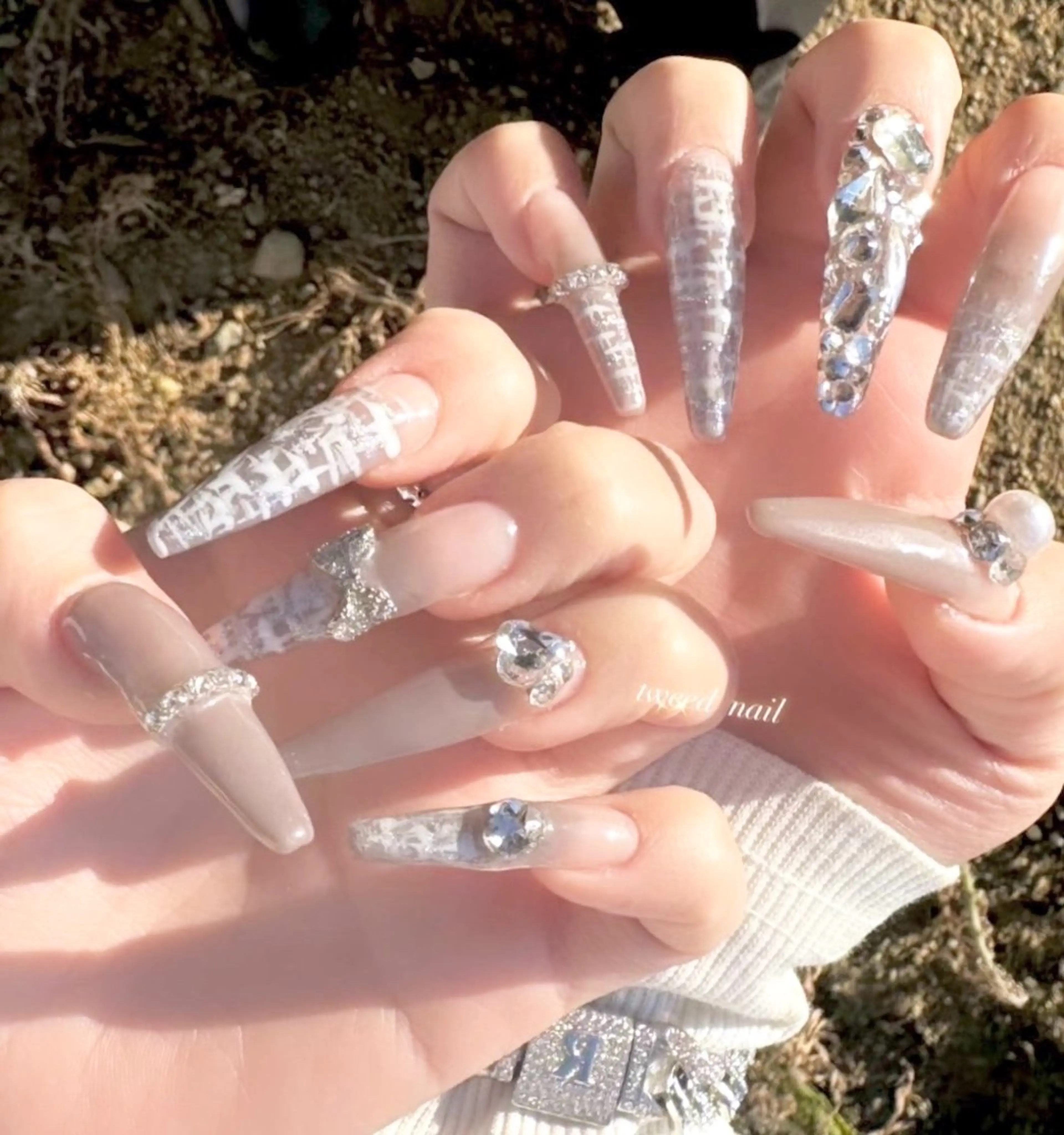 ネイル private salon le'a所属・le'a スタッフのネイルデザイン