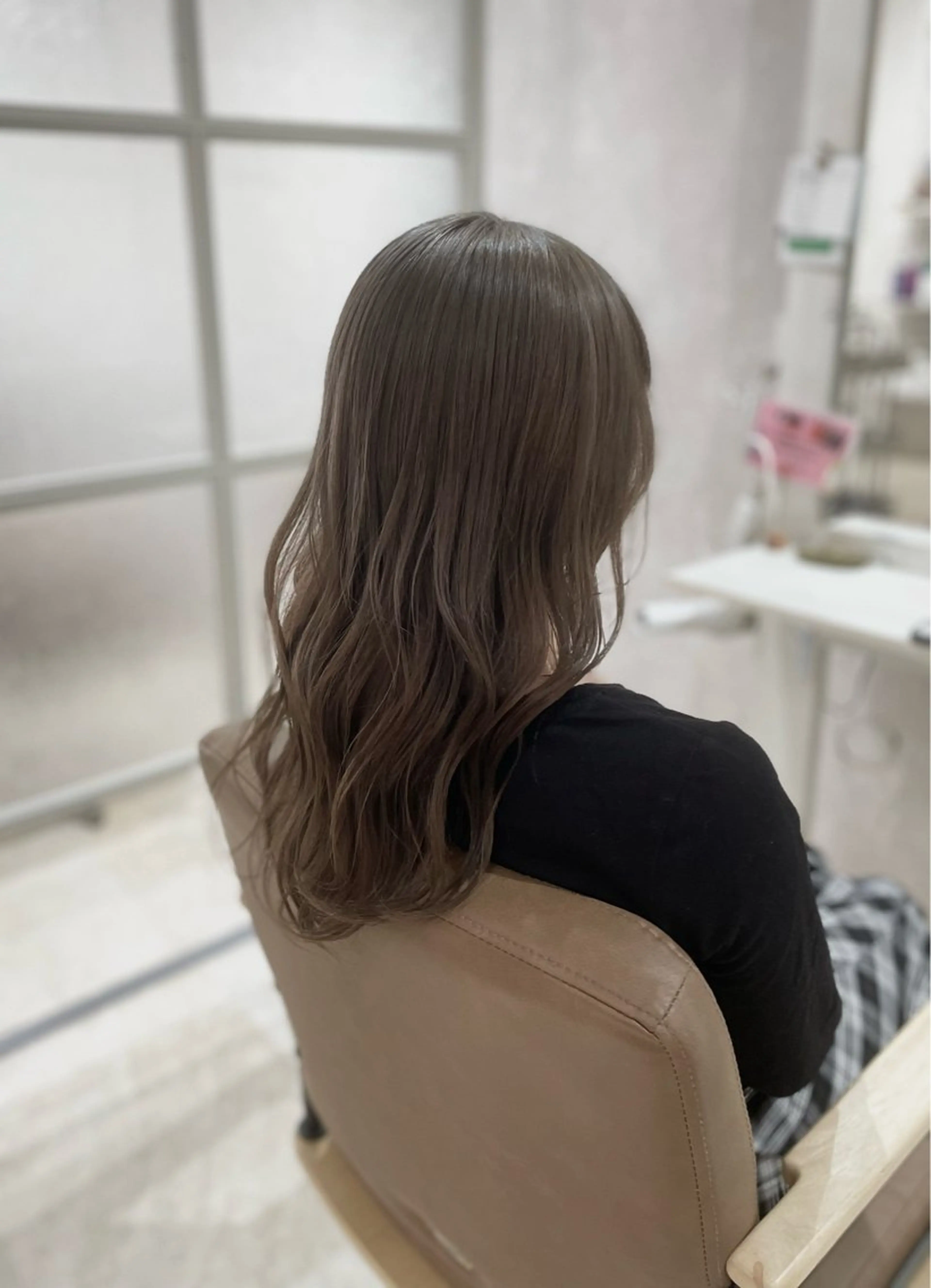 セミロング ヘアカラー 透明感🫧ナチュラル 🍀りんたろうのヘアスタイル