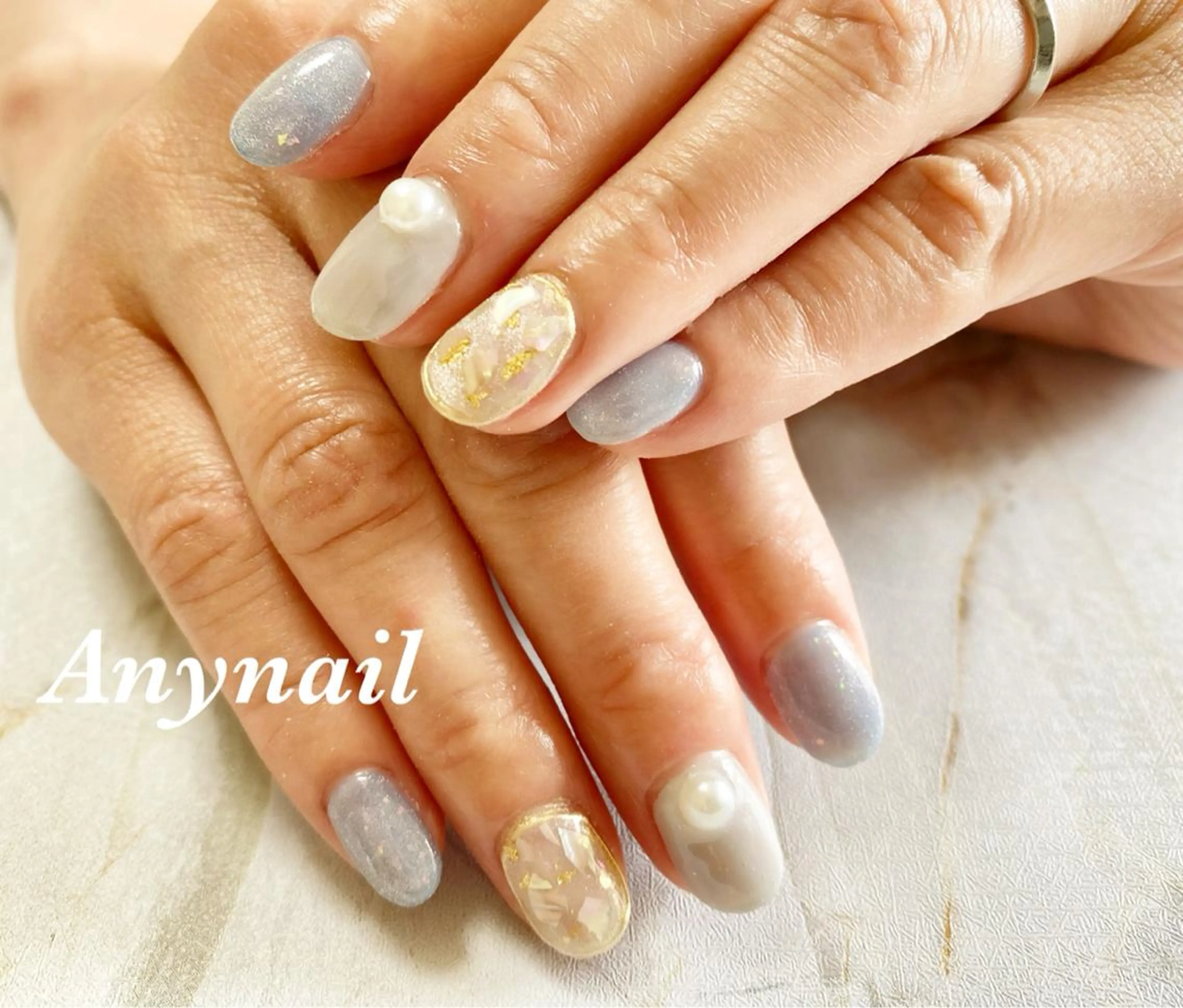 ネイル アートネイル ブルー マグネットネイル ミラーネイル オフィスネイル ハンドネイル 岩澤 恵子のネイルデザイン