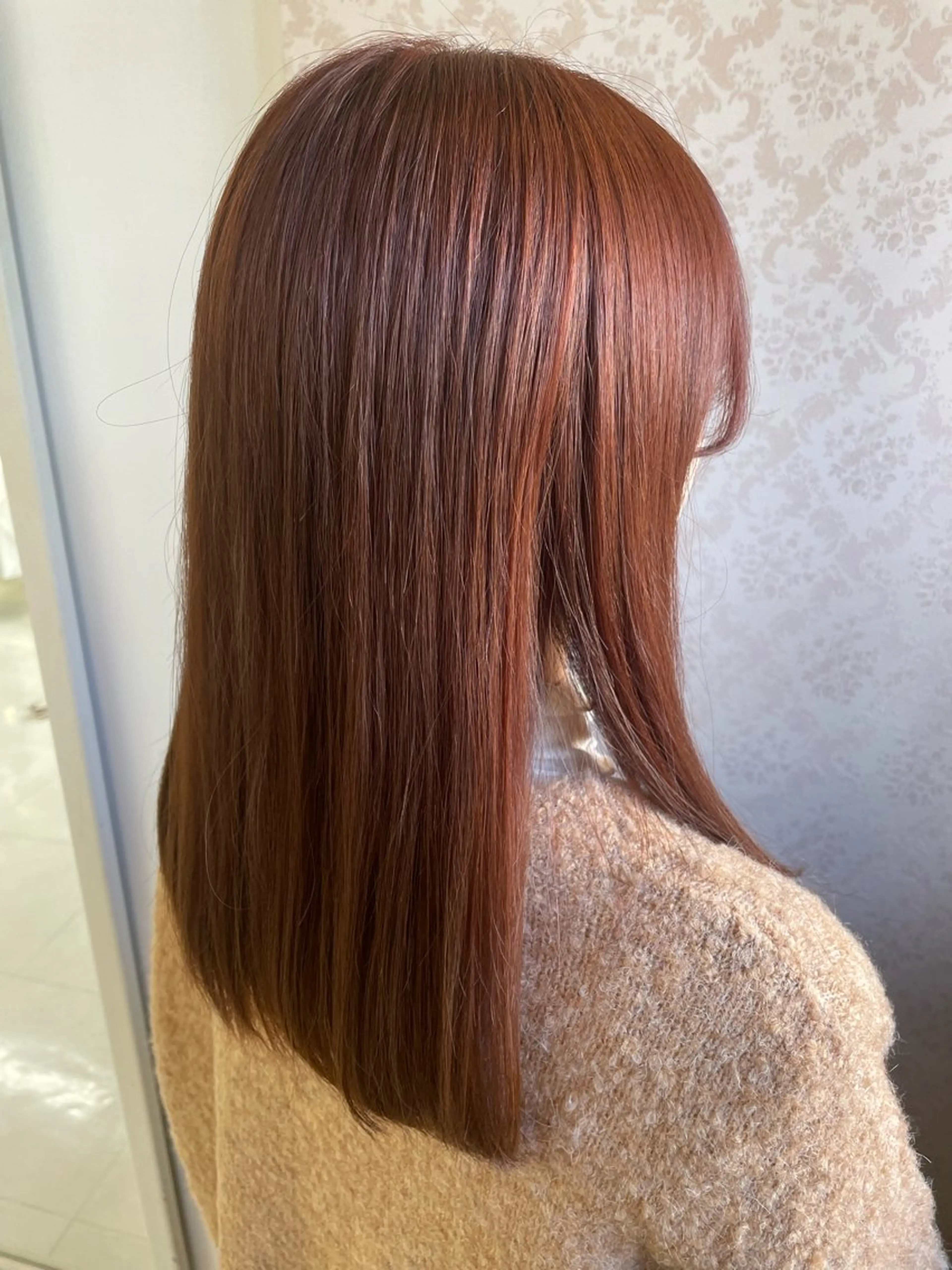 ミディアム ヒヨシ ルナのヘアスタイル