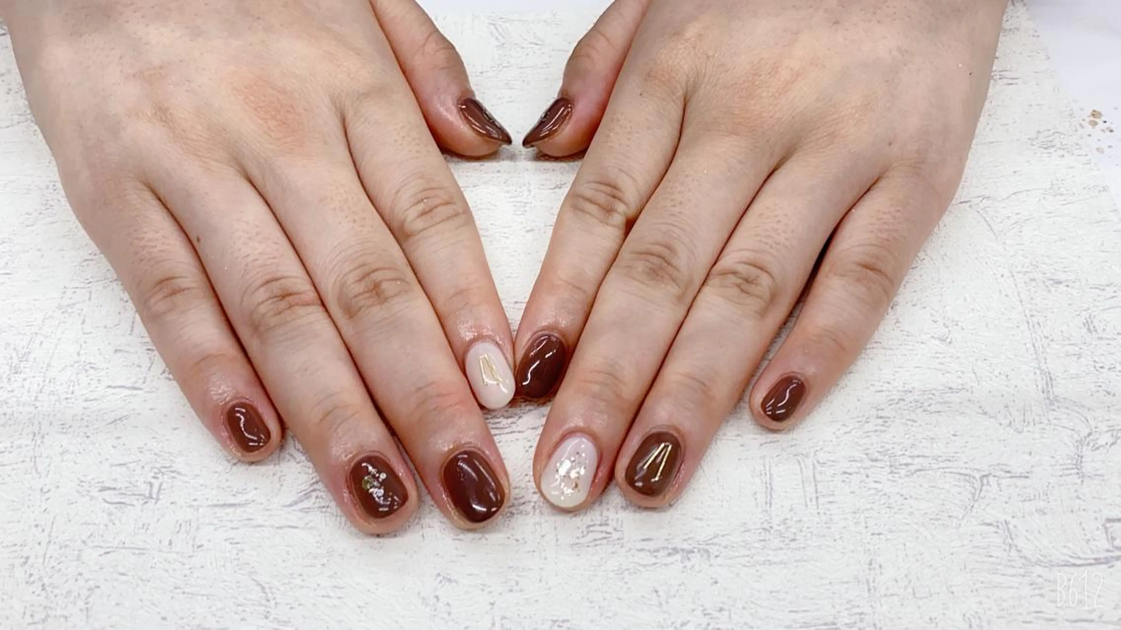 ネイル シンプルネイル Romine アイラッシュ&ネイルのマツエク・マツパデザイン