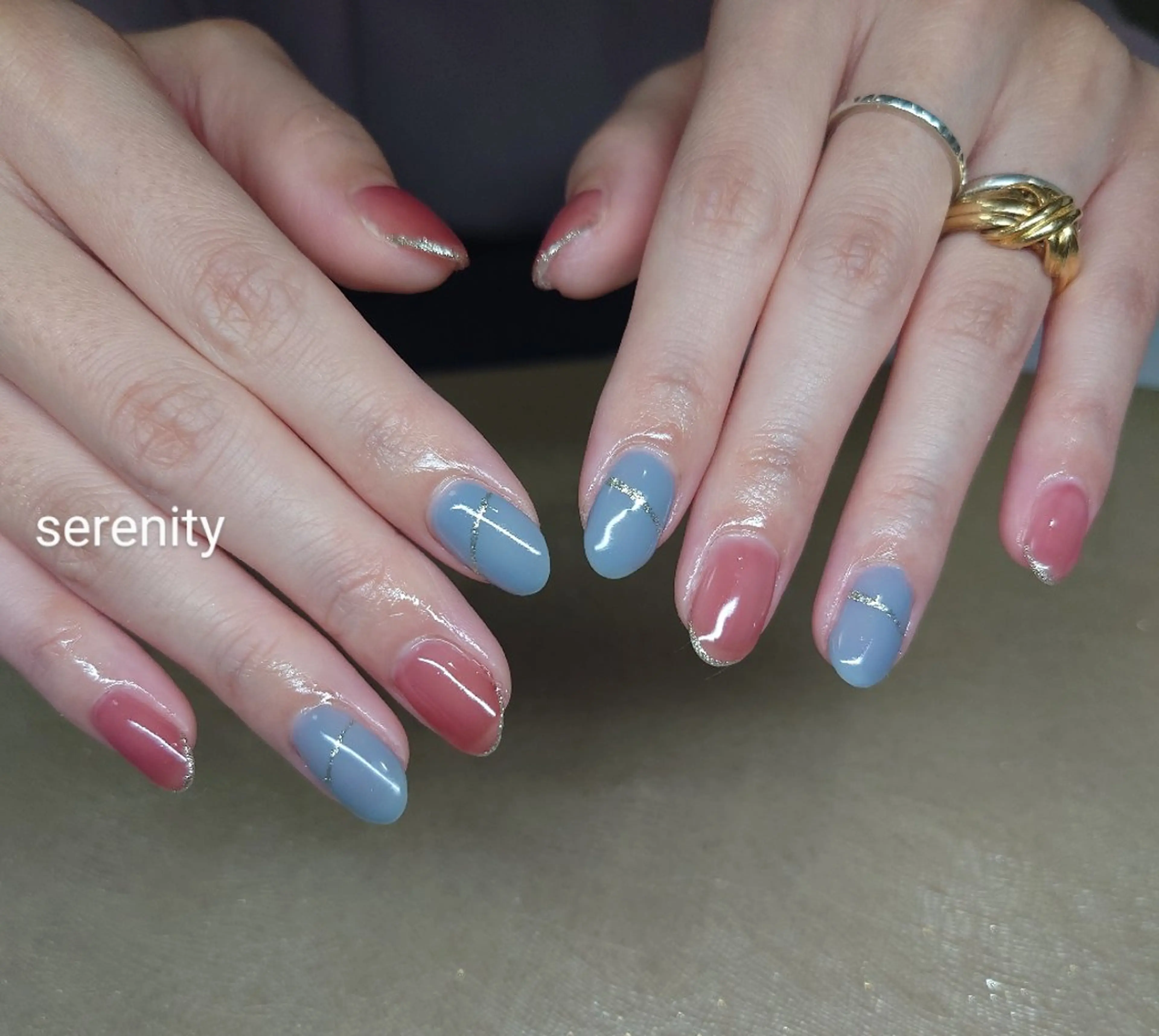ネイル ブルー ゴールド ラメ(グリッター) ピンク ハンドネイル nail  serenityのネイルデザイン