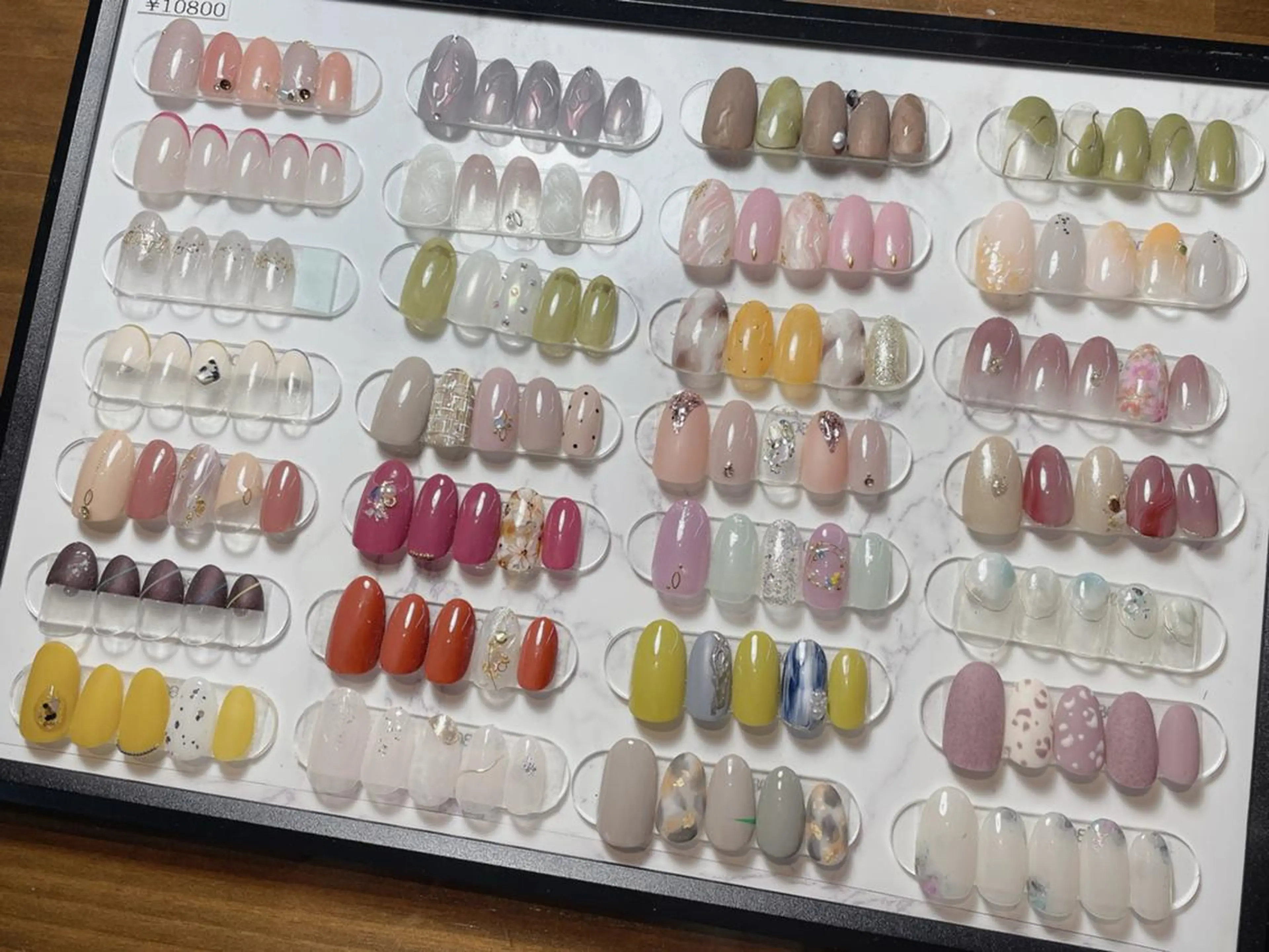 ネイル una+(ウナプラス）所属・Nodoka nailのネイルデザイン