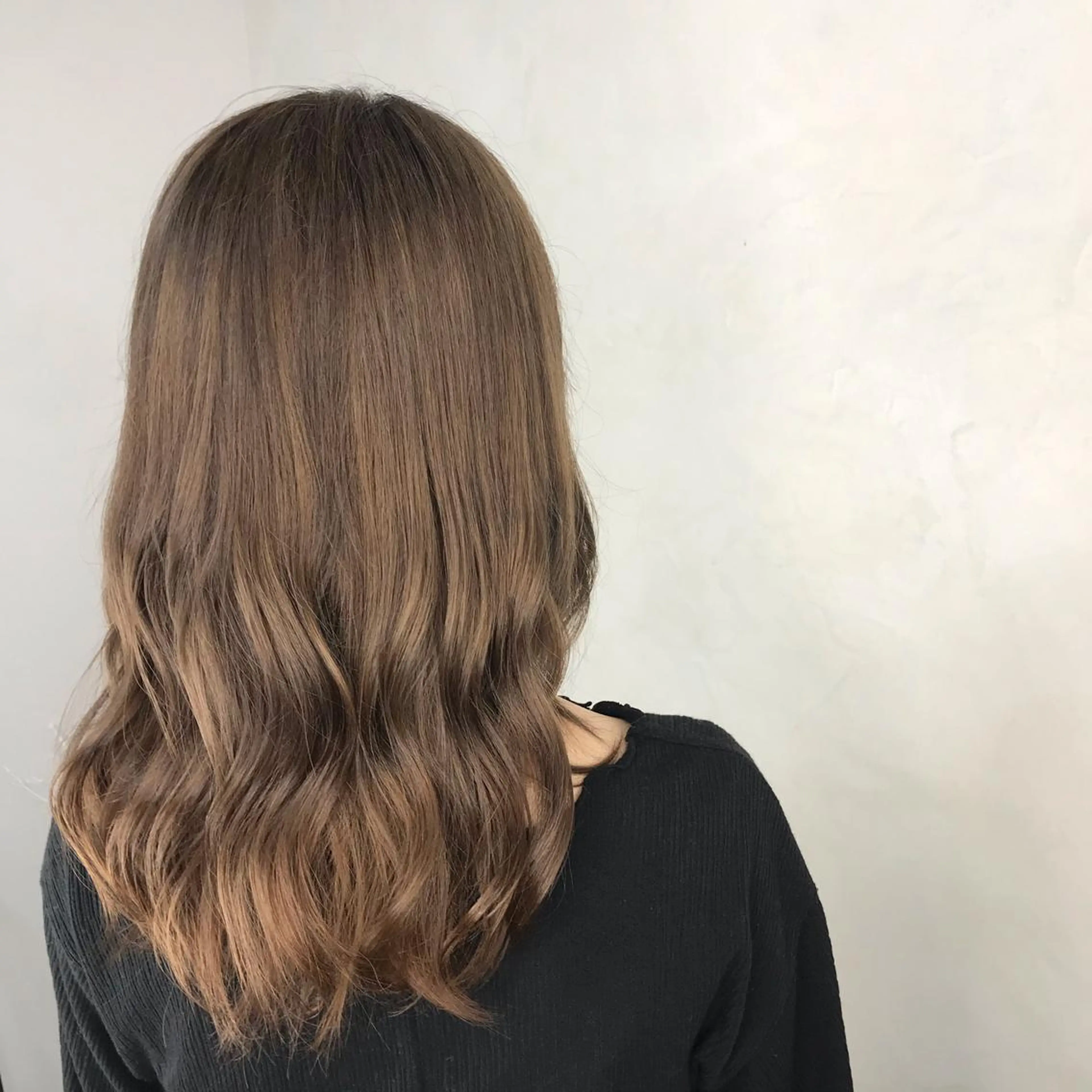 セミロング カラー 飯塚 青空のヘアスタイル