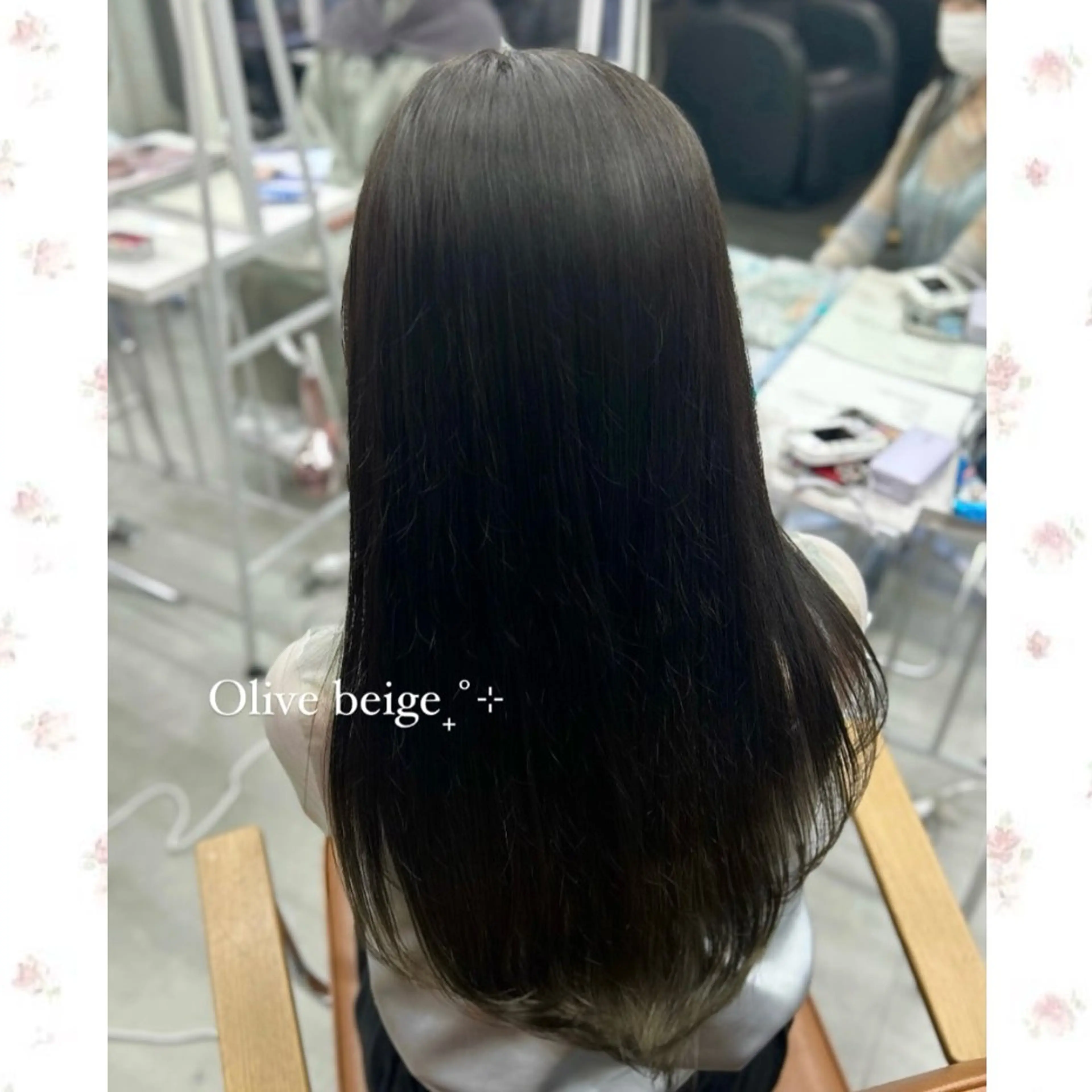 ロング ☘️透明感オリーブ ナミ☘️のヘアスタイル