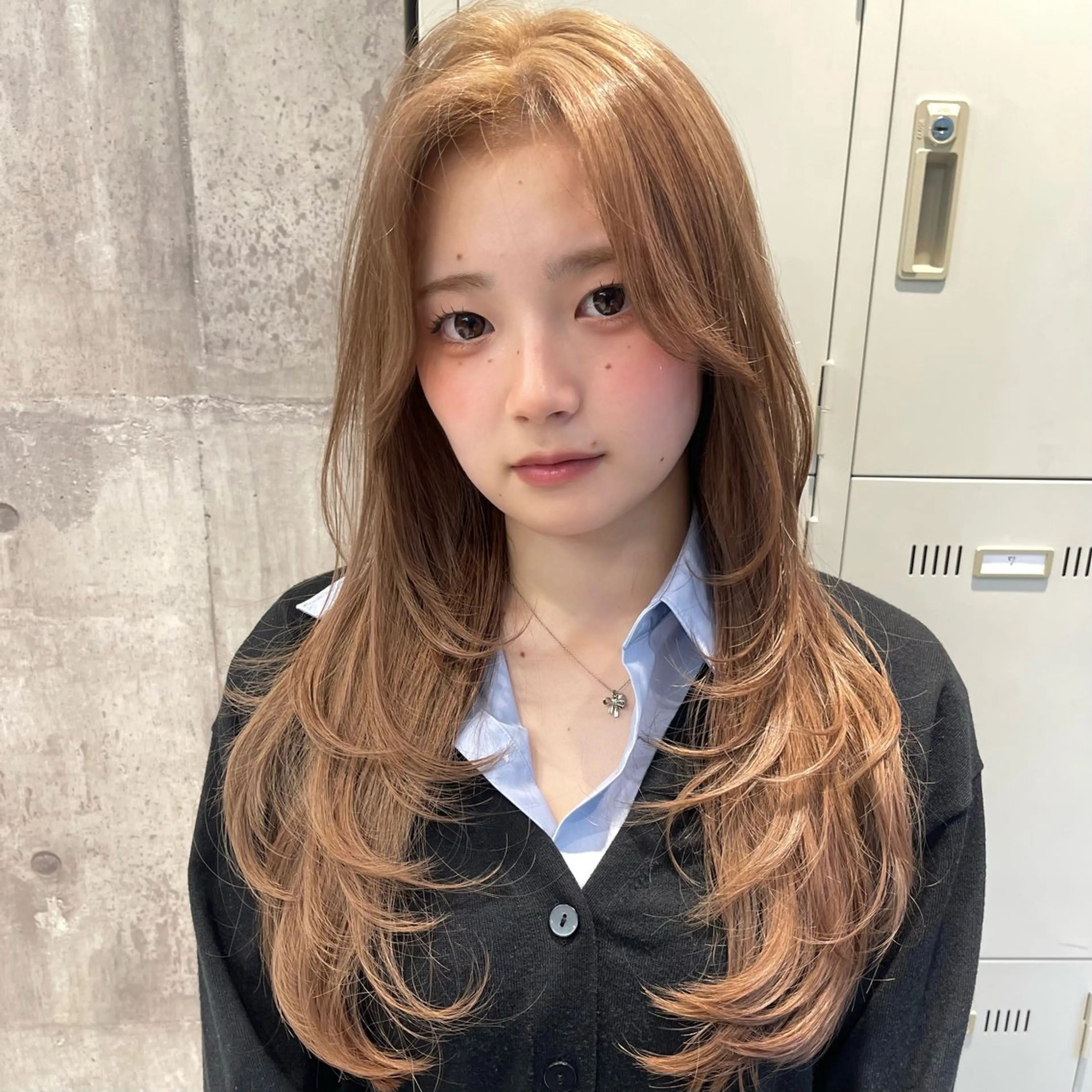 ロング カラー カット ヘアカラー トリートメント TENSHO レイヤー／ハイトーンのヘアスタイル