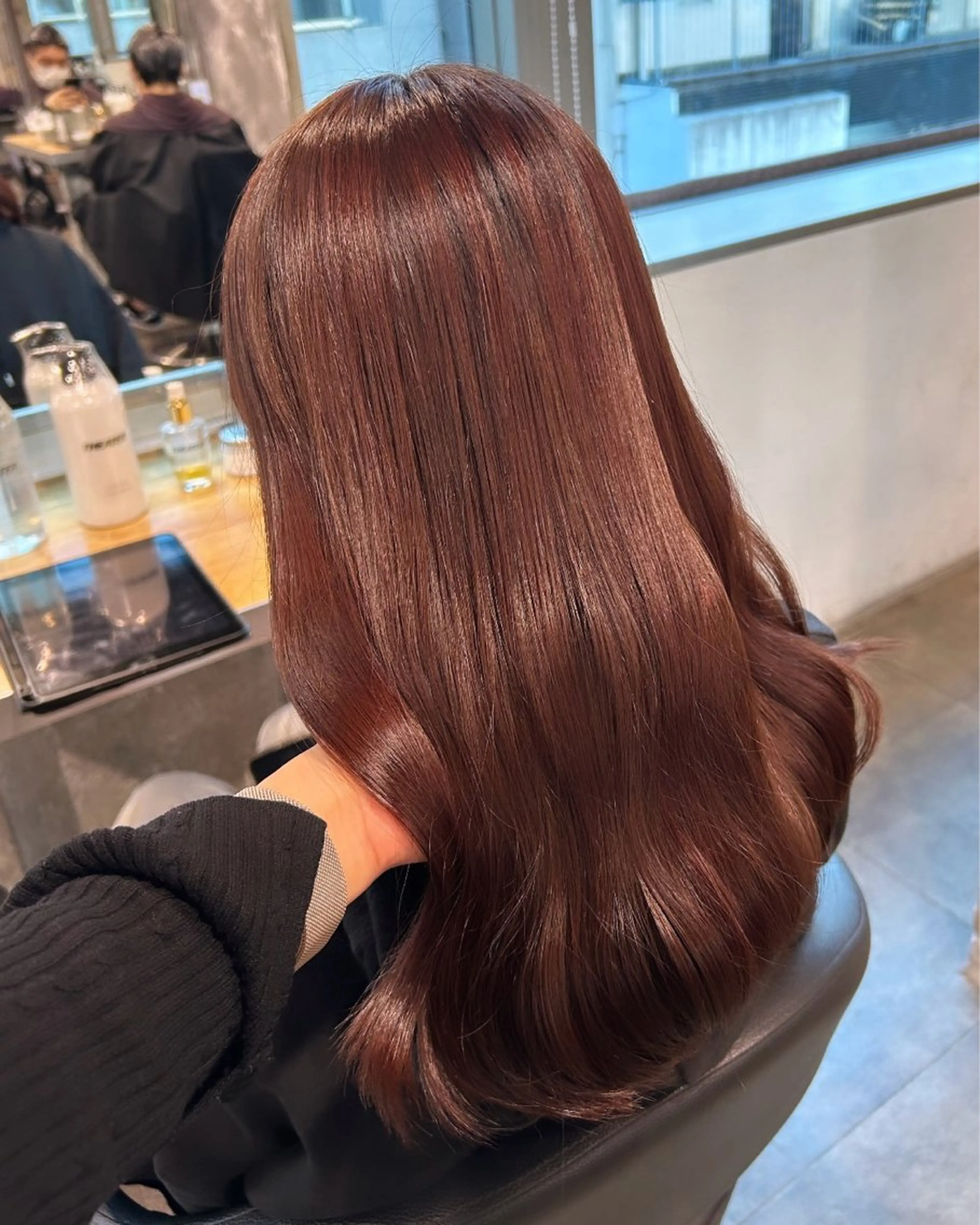 ミディアム IS所属・横浜美容室/透明感 カラー/レイヤーのヘアスタイル