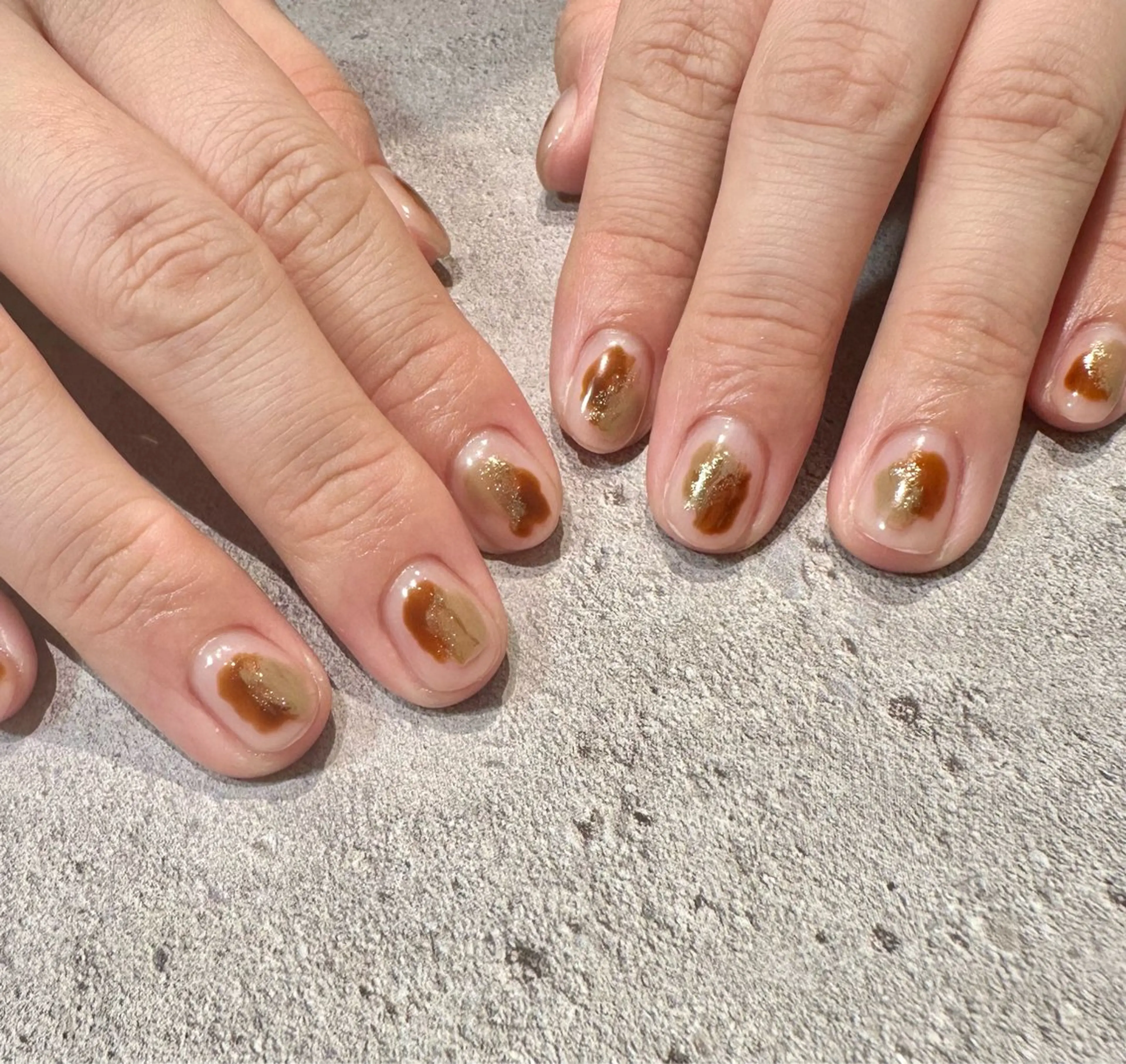 ネイル ブラウン ハンドネイル 入山 聡美のネイルデザイン