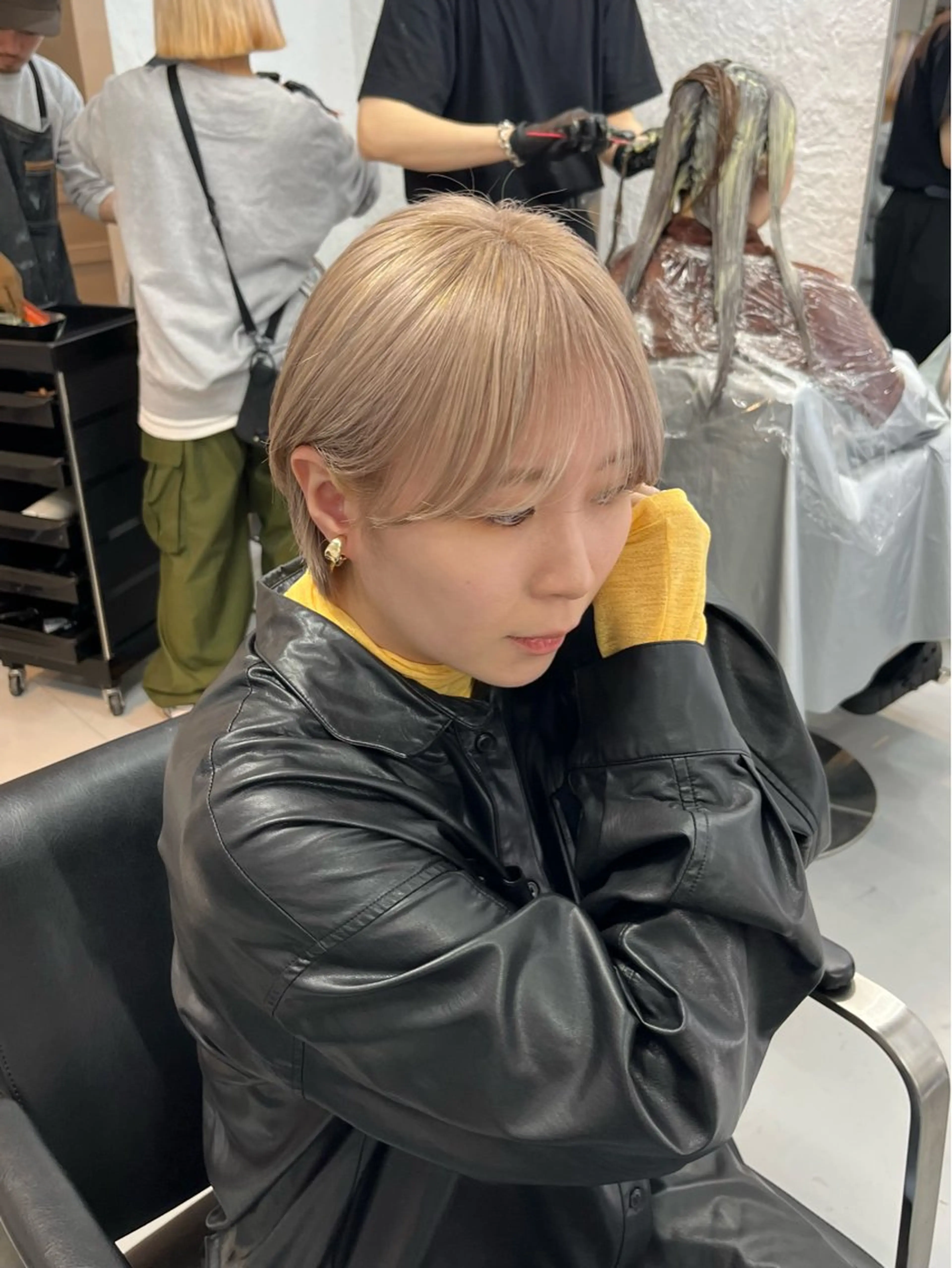 ショート カラー カット ヘアカラー トリートメント ヘアセット 🌿似合わせブリーチ 松本朋幸🌿のヘアスタイル