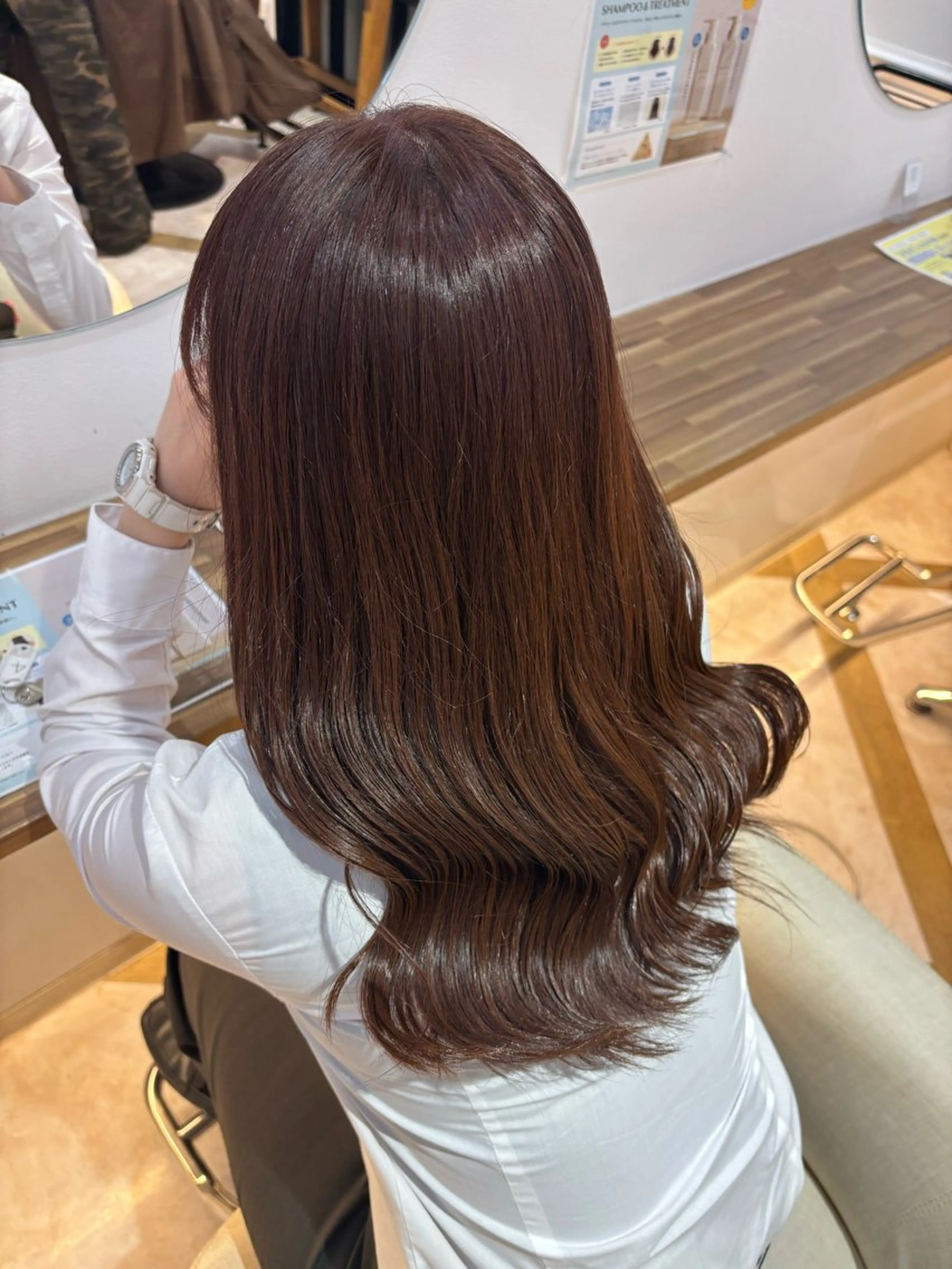 セミロング カラー カット ヘアカラー 🍒しの🍒 ハイトーン/カットのヘアスタイル