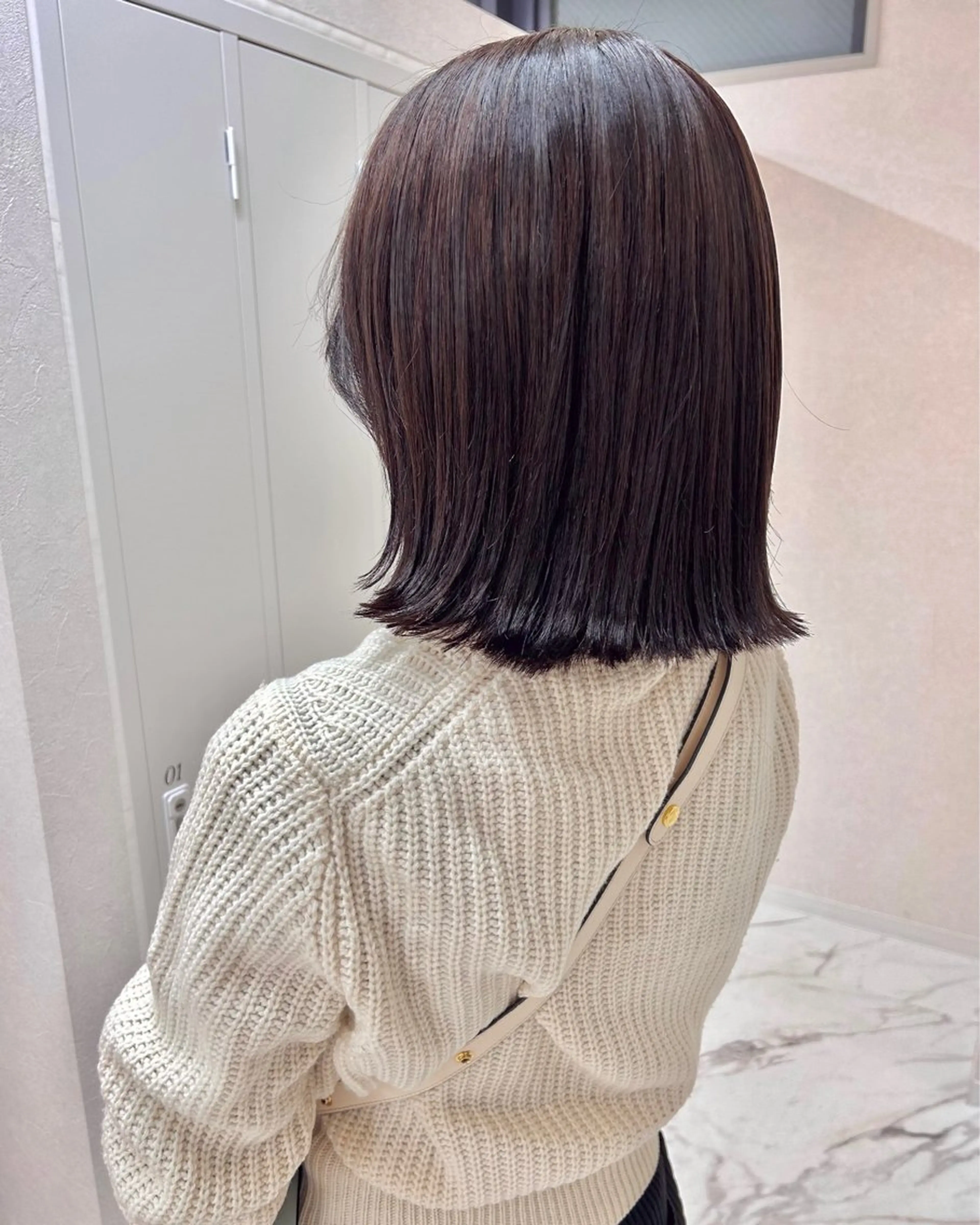 ミディアム カラー グレージュ ラベンダーカラー ラベンダーグレージュ ラベンダーグレー ボブ Saori / さおりのヘアスタイル