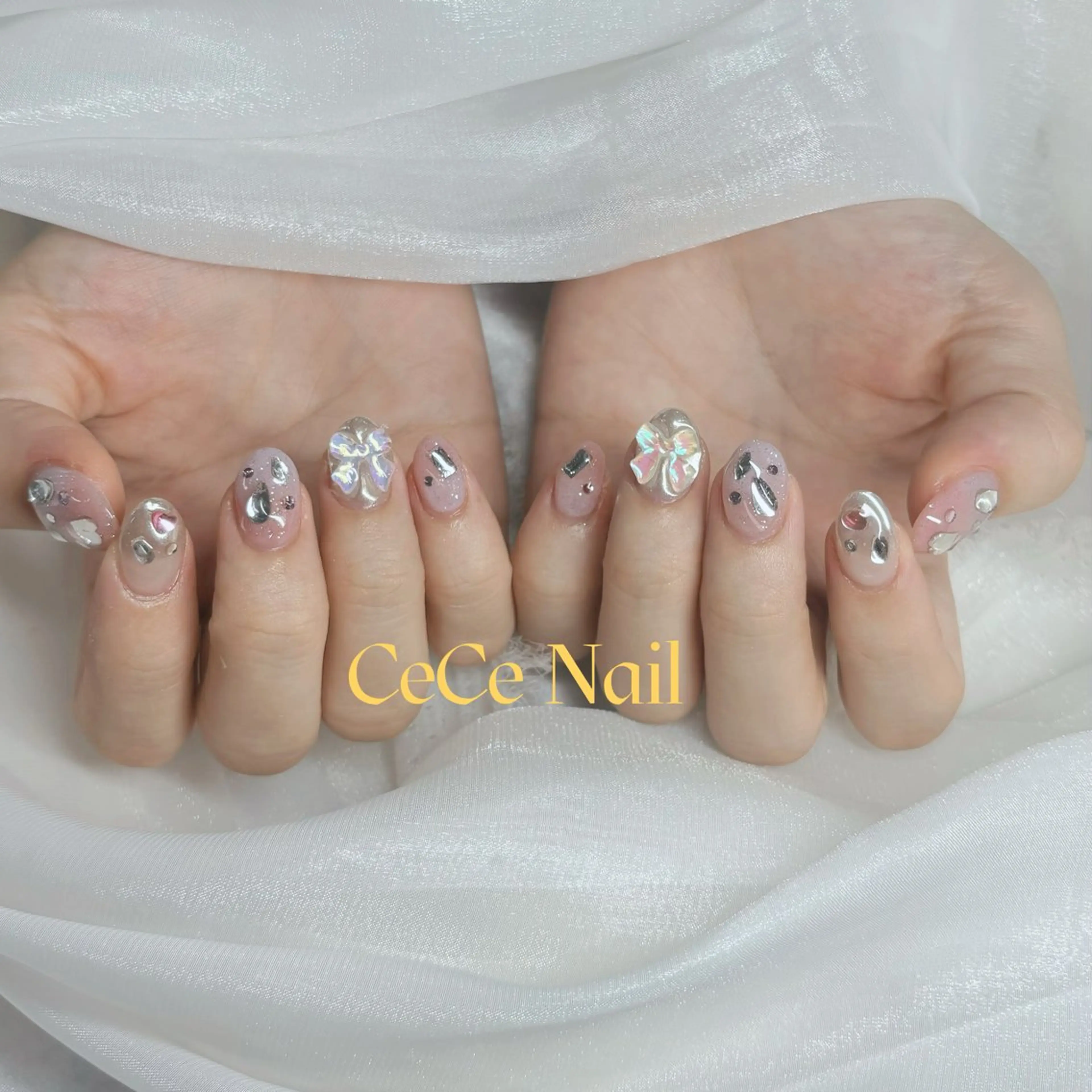 ネイル ハンドネイル CeCe Garden所属・CeCeGarden ✨️キラキラワンホンのネイルデザイン