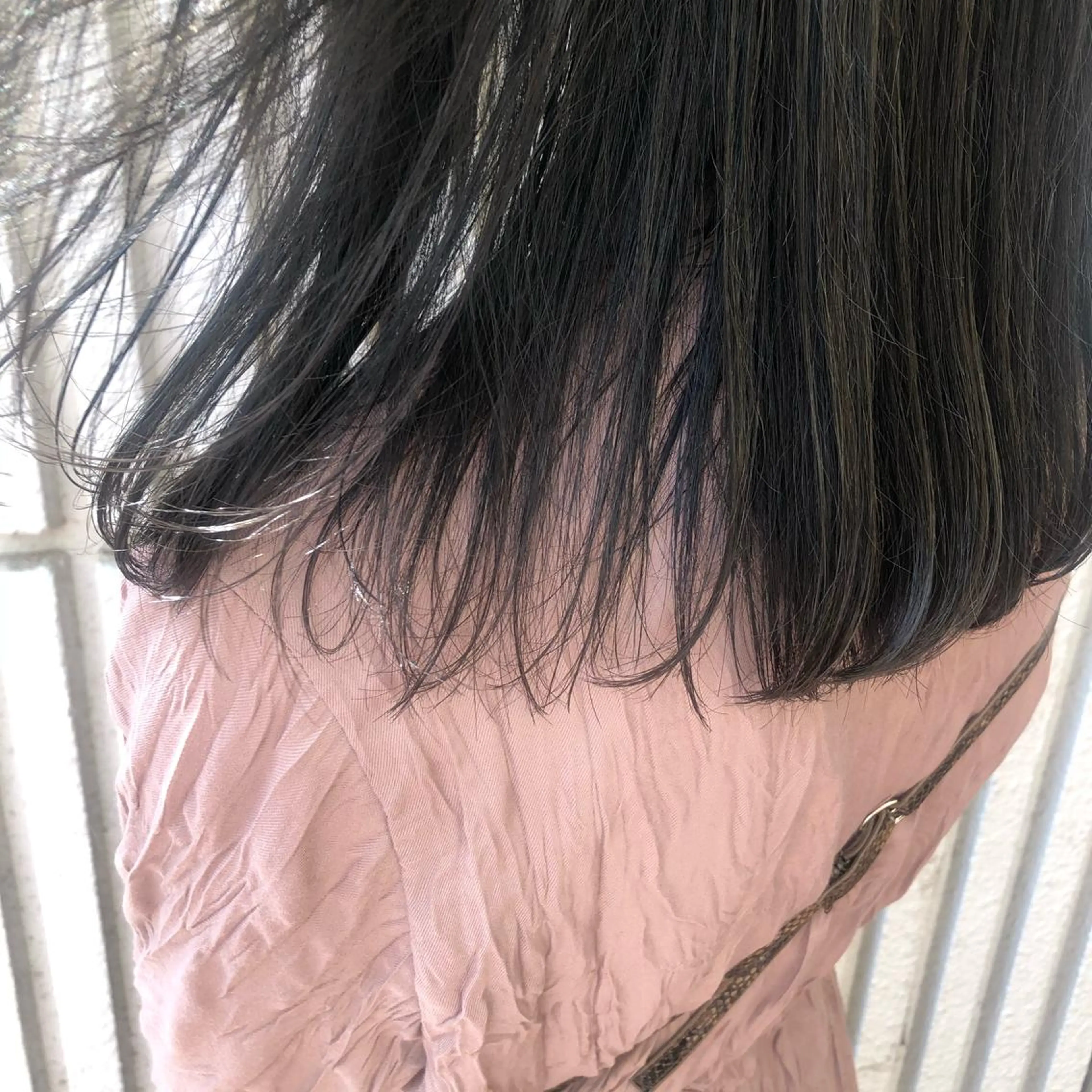 セミロング カラー 渋谷 留菜のヘアスタイル