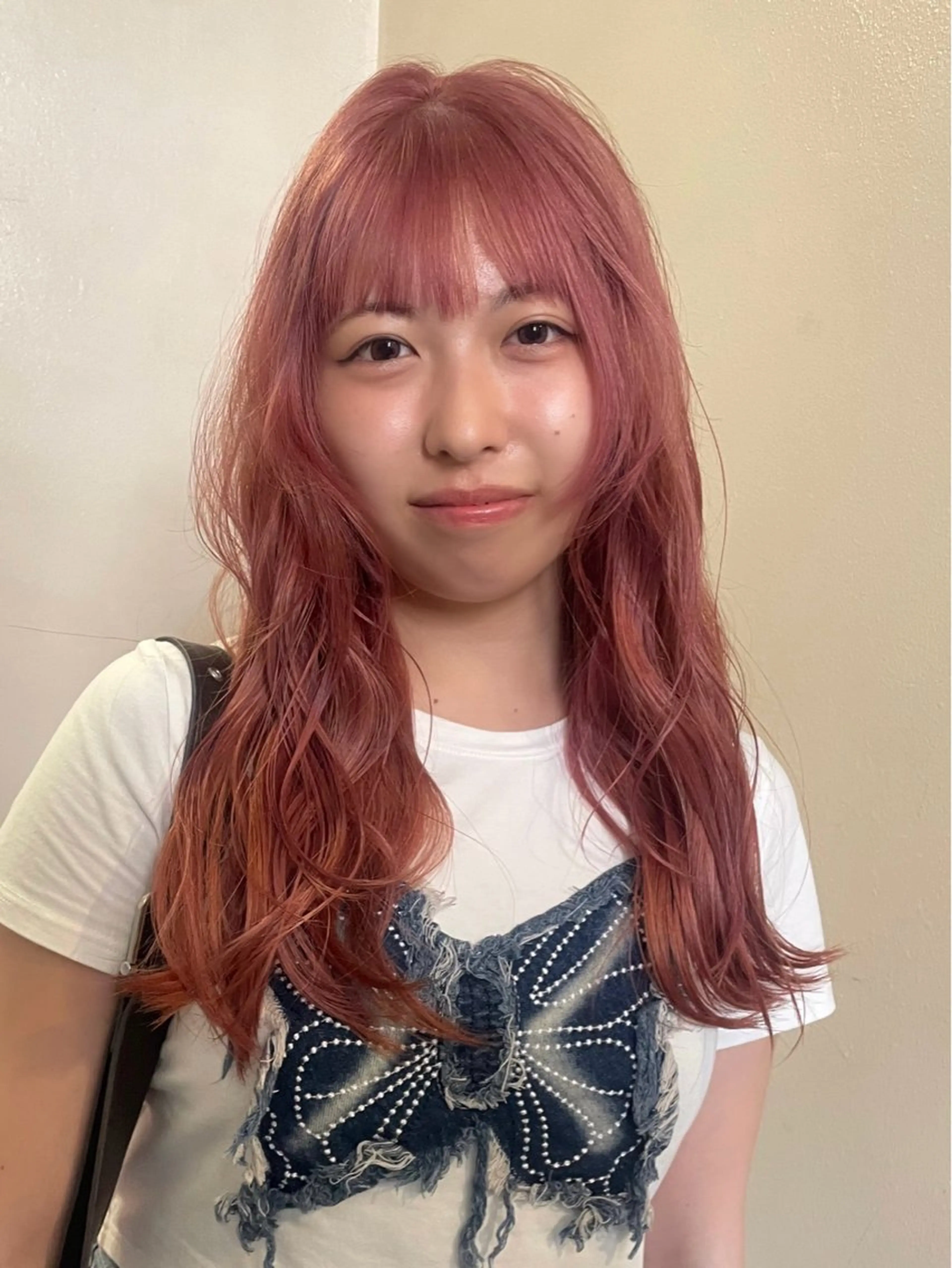 ロング ヘアカラー mio ／ハイトーンのヘアスタイル