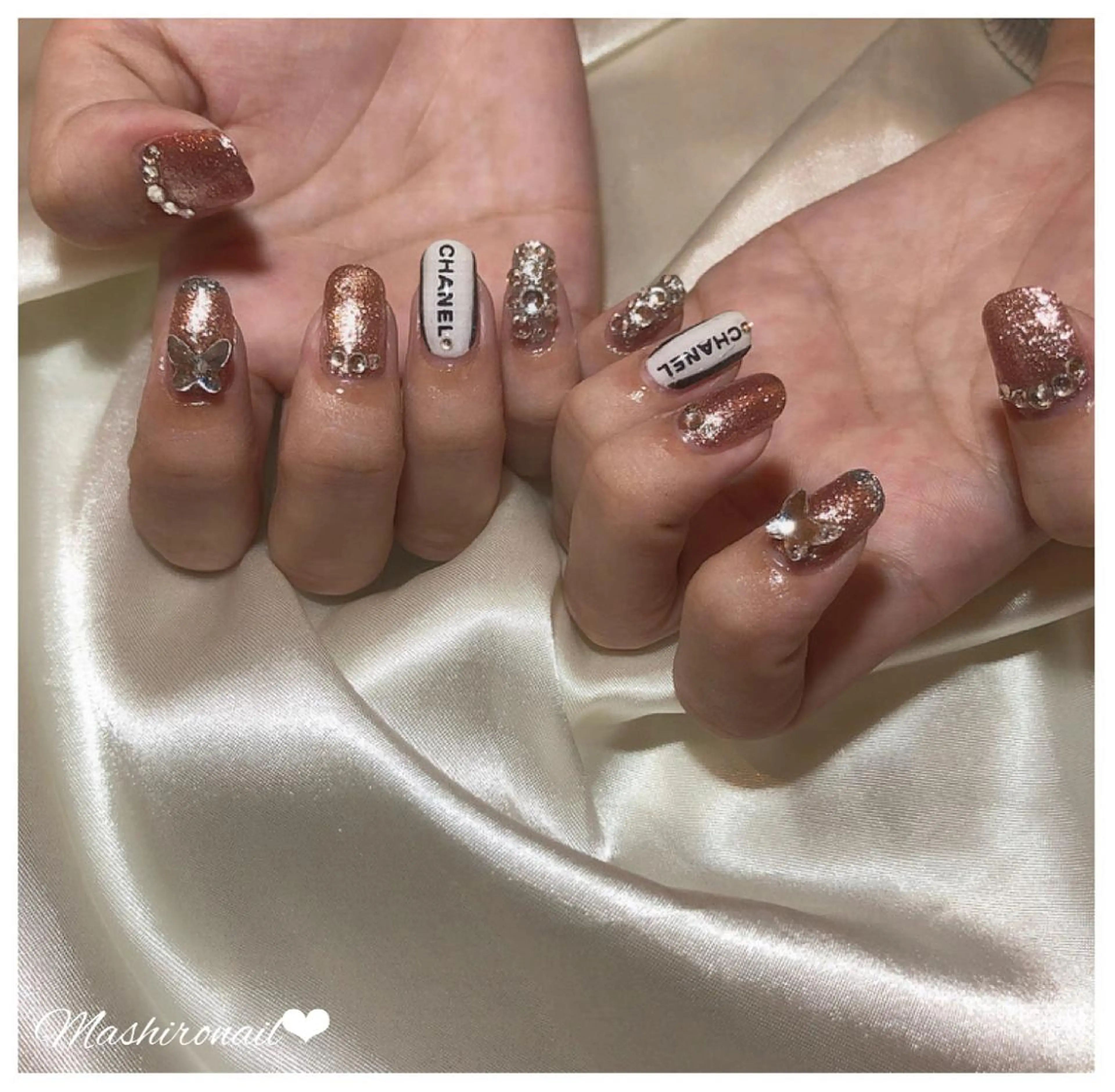 ネイル キラキラネイル Mashiro nailのネイルデザイン