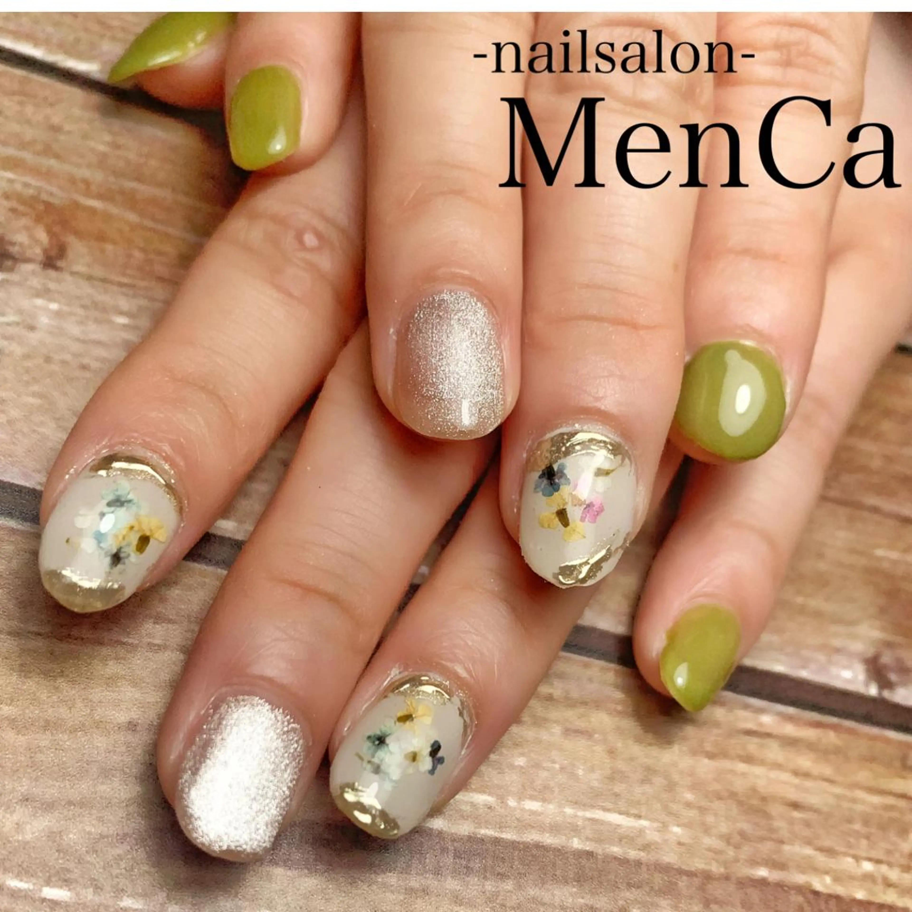 ネイル ハンドネイル 江崎 景子のネイルデザイン