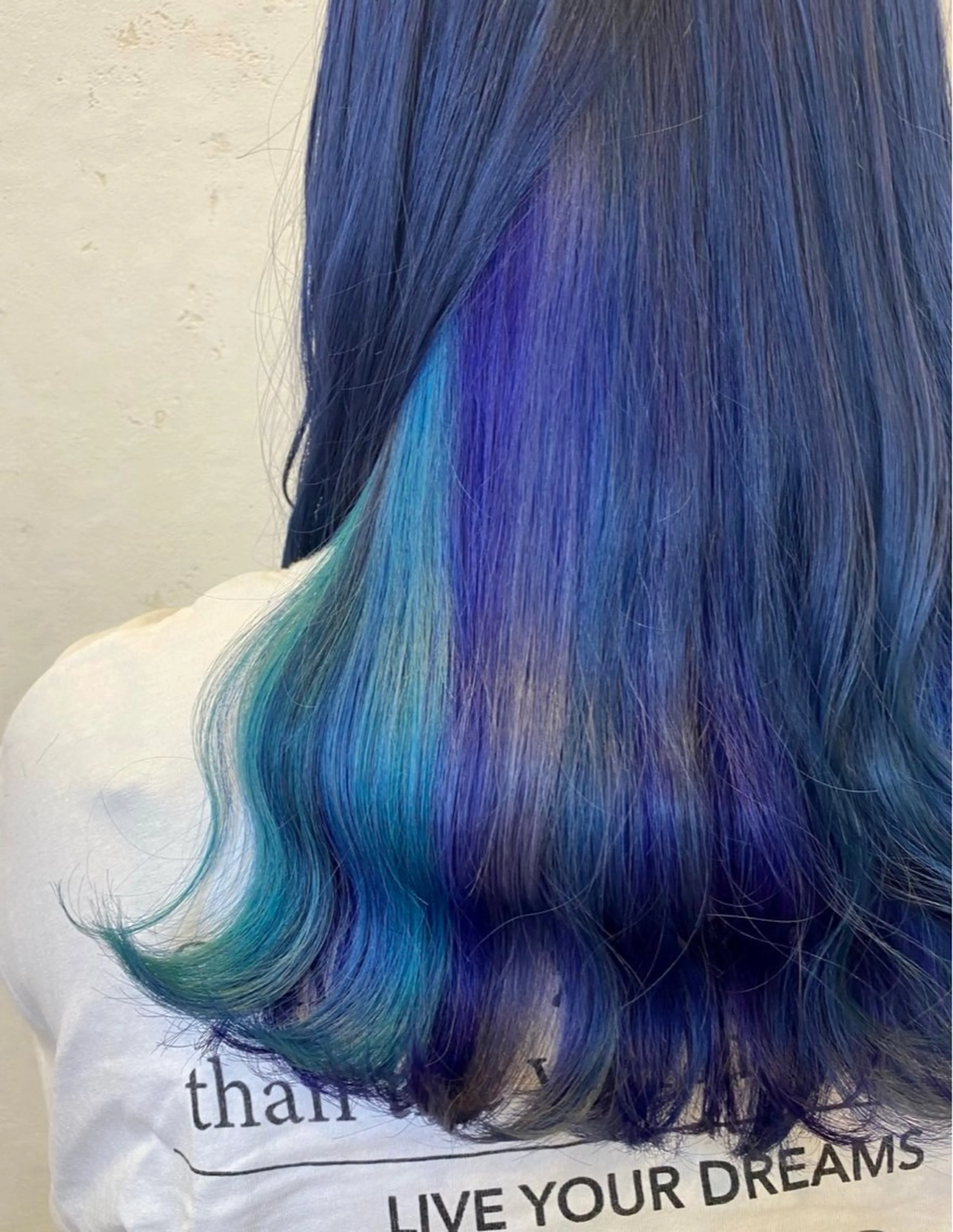 セミロング カラー インナーカラー ヘアカラー インナーカラー🌈 サイトウ ミズキのヘアスタイル