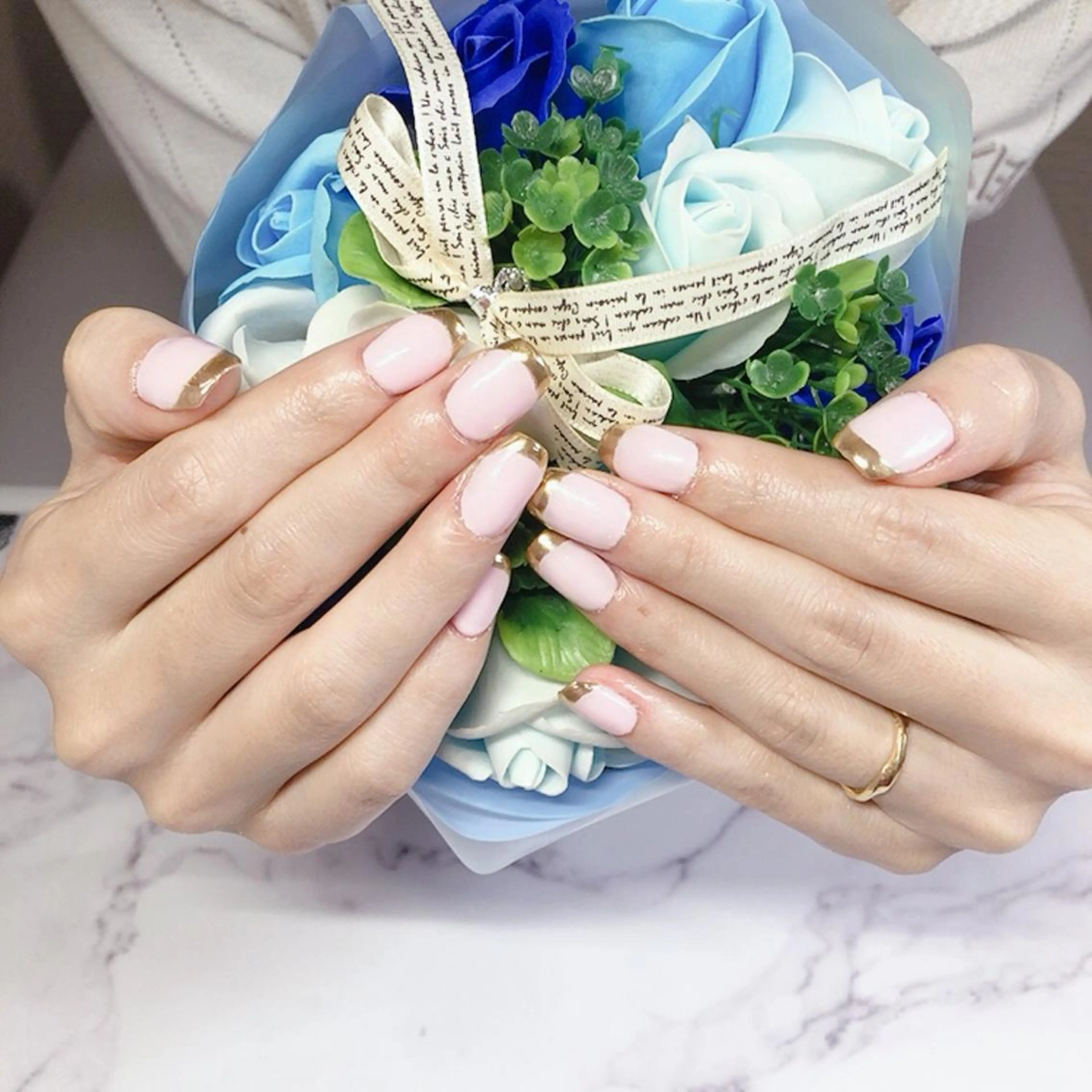 ネイル フレンチネイル ミラーネイル 奥園 良恵のネイルデザイン