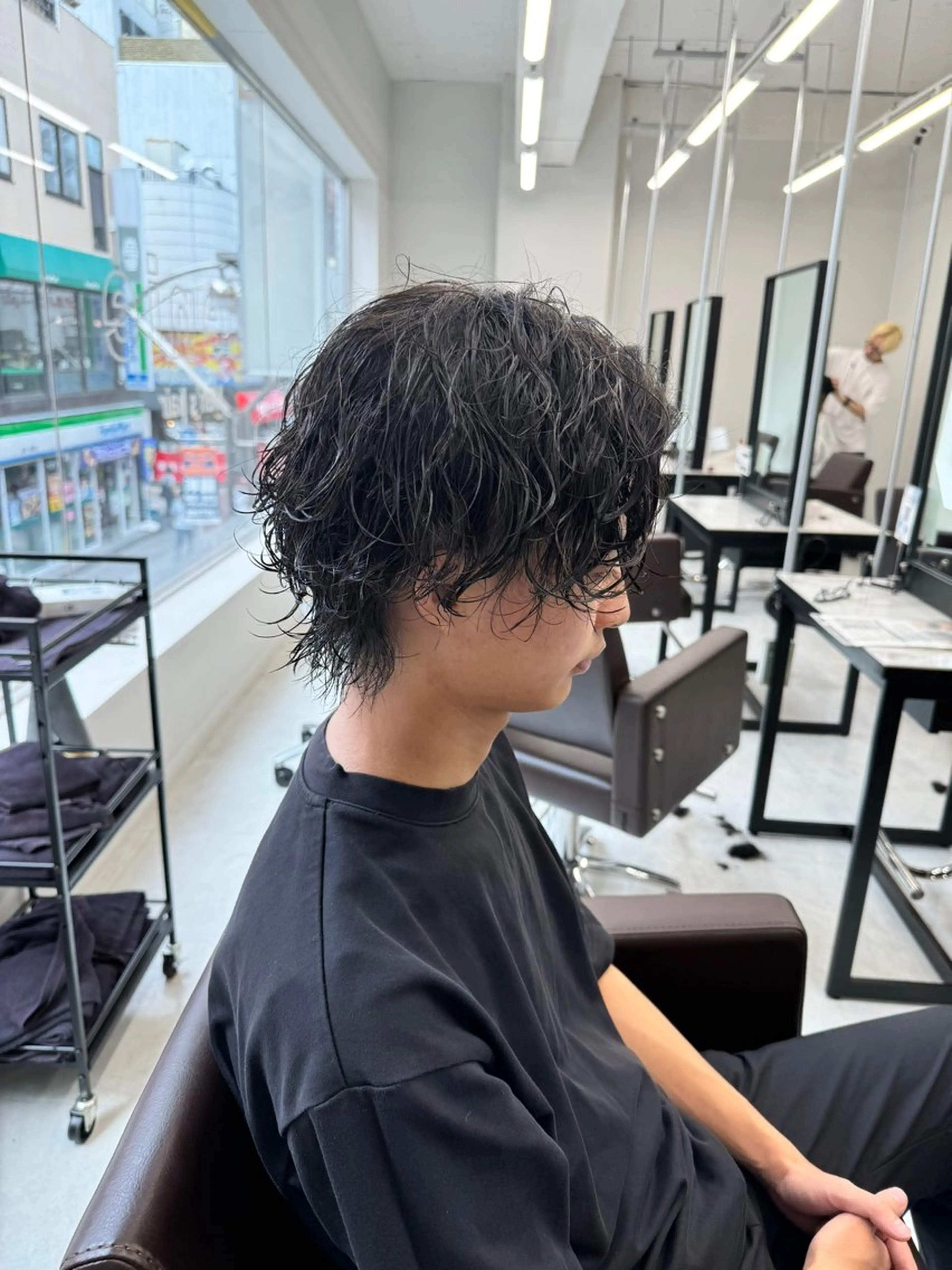 ショート パーマ メンズ 波巻きパーマ カット パーマ メンズパーマ名人 TAKUMAのヘアスタイル