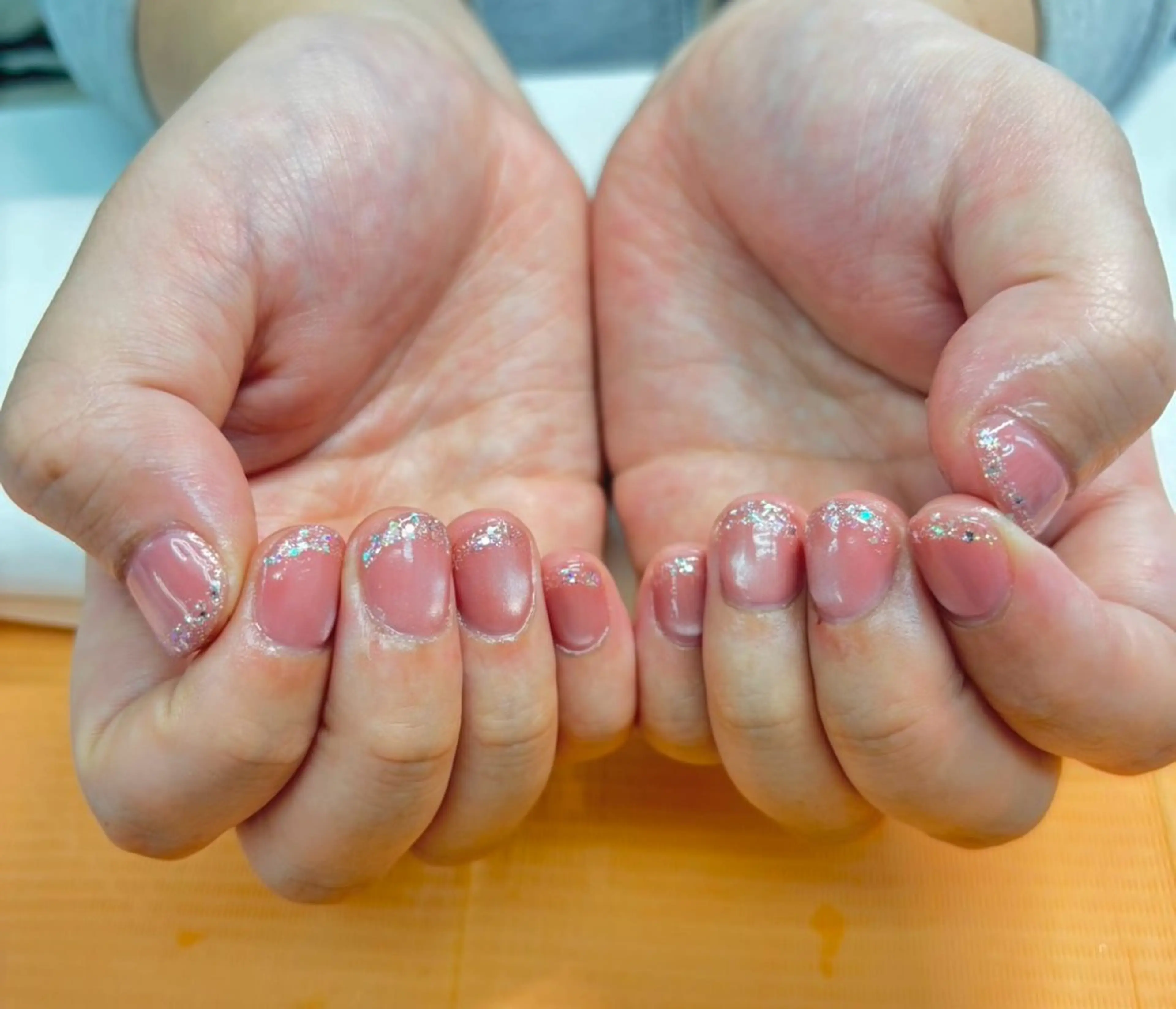 ネイル フレンチネイル ガラスフレンチ Olivia Blueのネイルデザイン