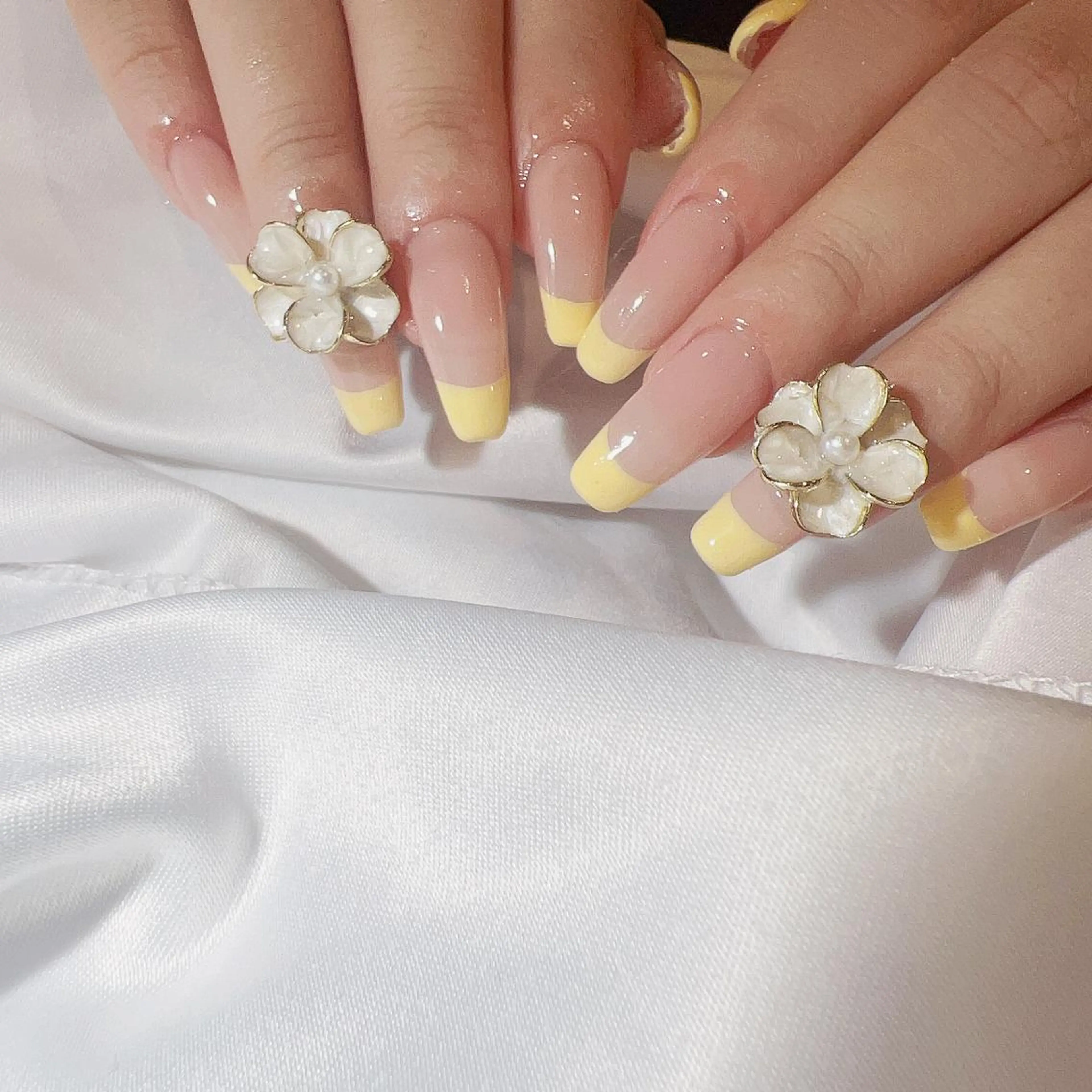 ネイル nailstudio ′ecole所属・nailstudio ′ecoleのネイルデザイン