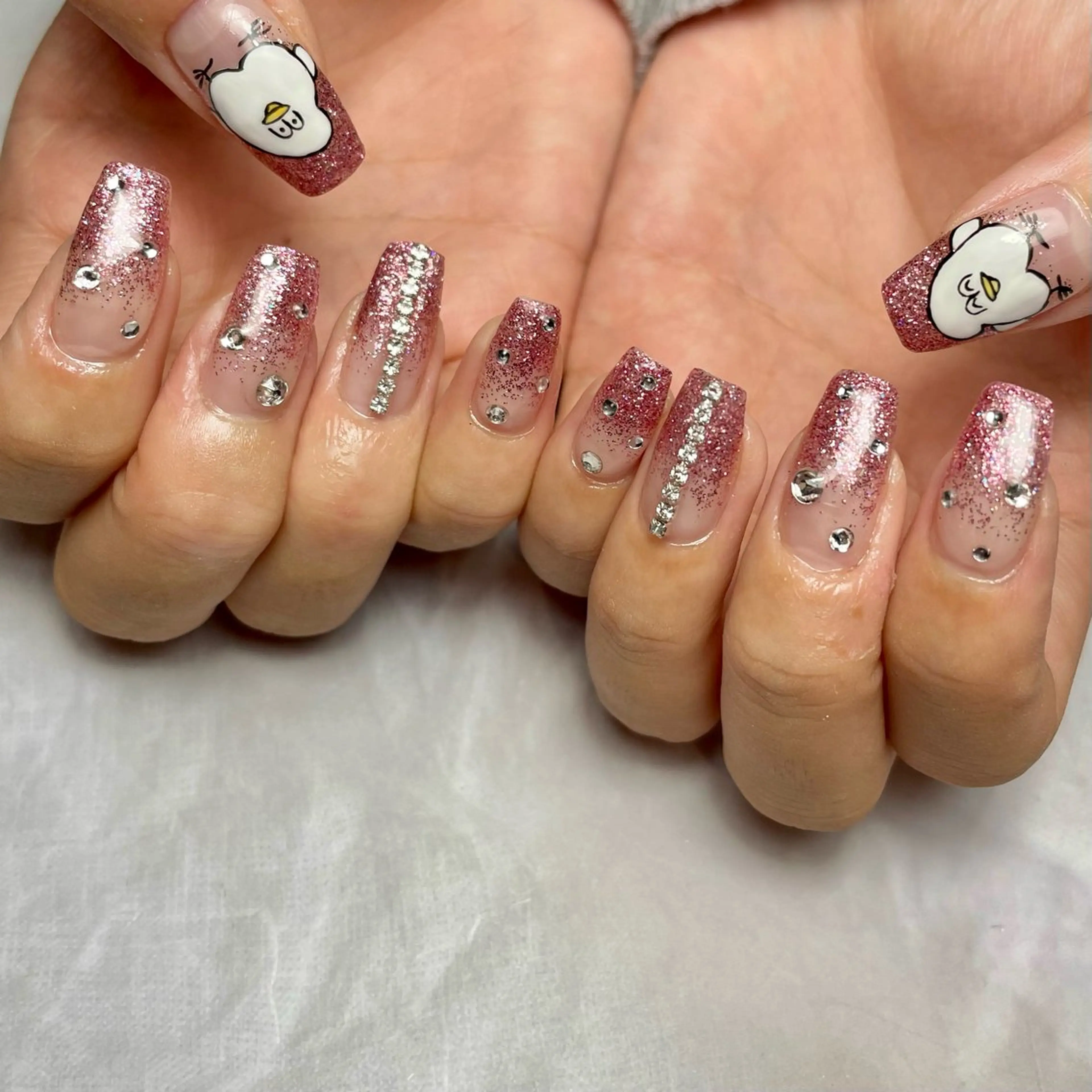 ネイル グラデーション キラキラネイル ピンク Reflection marikoのネイルデザイン