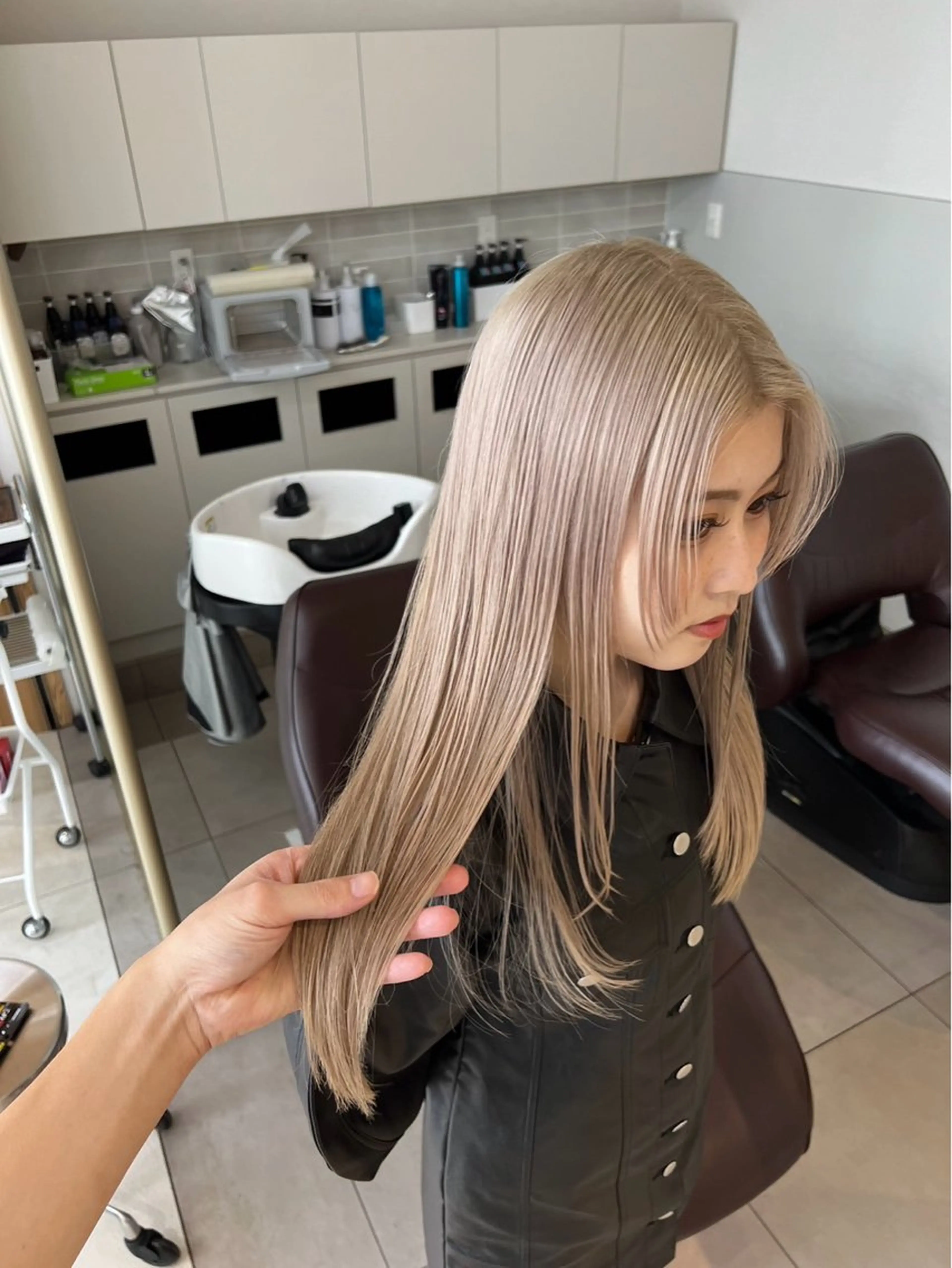 ロング カラー 🇰🇷韓国風くびれ ヘア🇰🇷中村優大のヘアスタイル