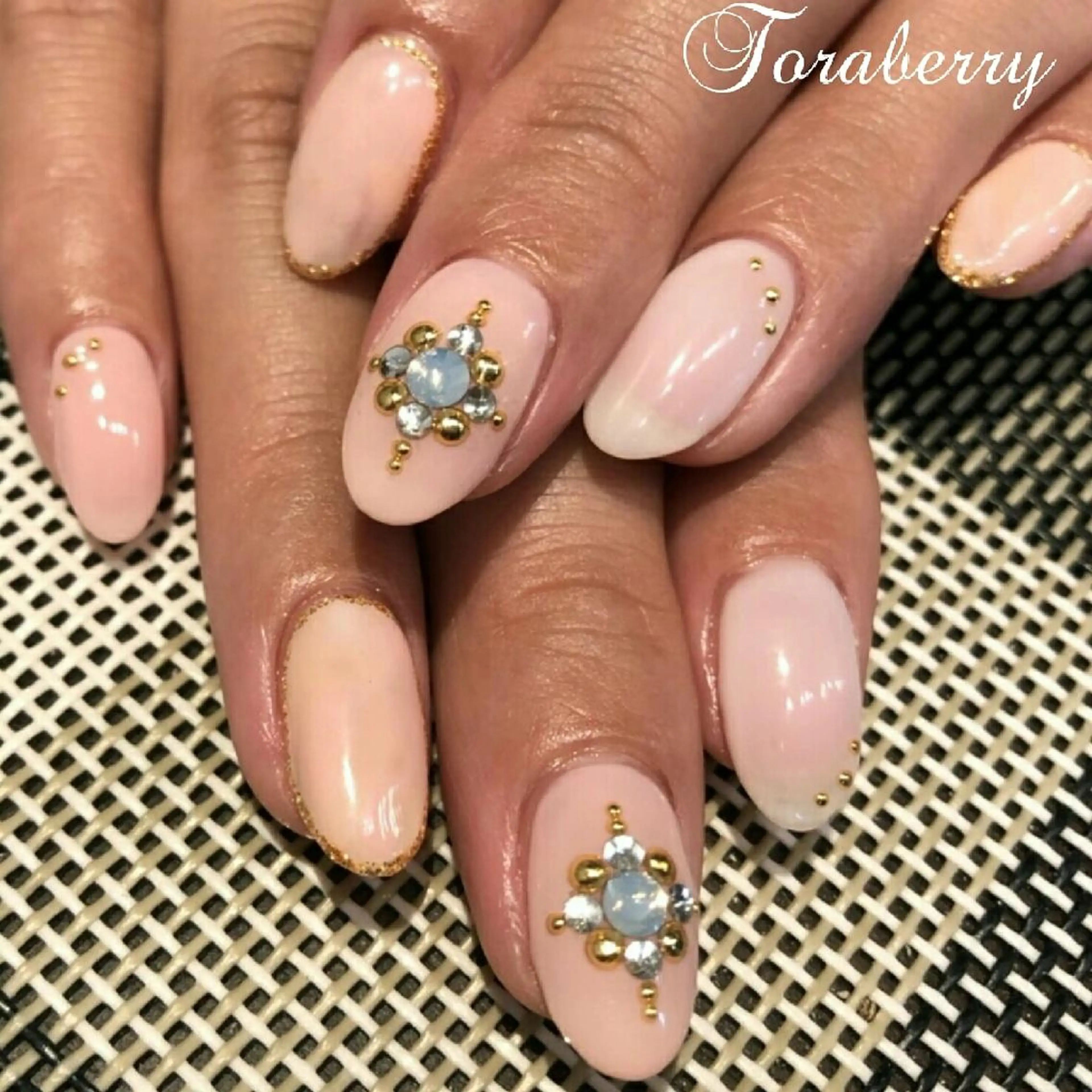 ネイル ワンカラーネイル ハンドネイル ネイリスト なつみのネイルデザイン