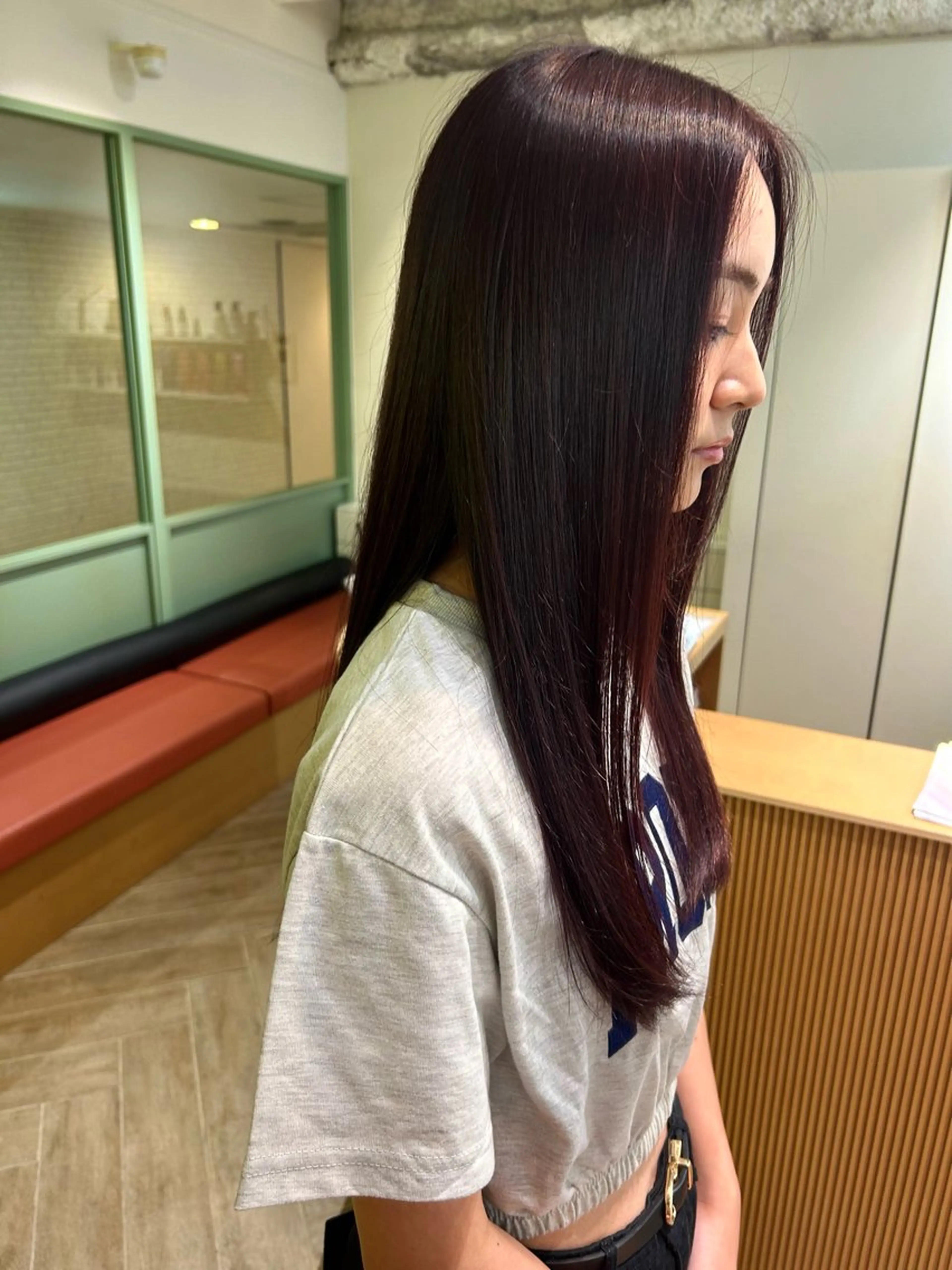 ロング カラー ヘアカラー ベージュ/ダブルカラ ー/新潟駅/青柳萌果のヘアスタイル