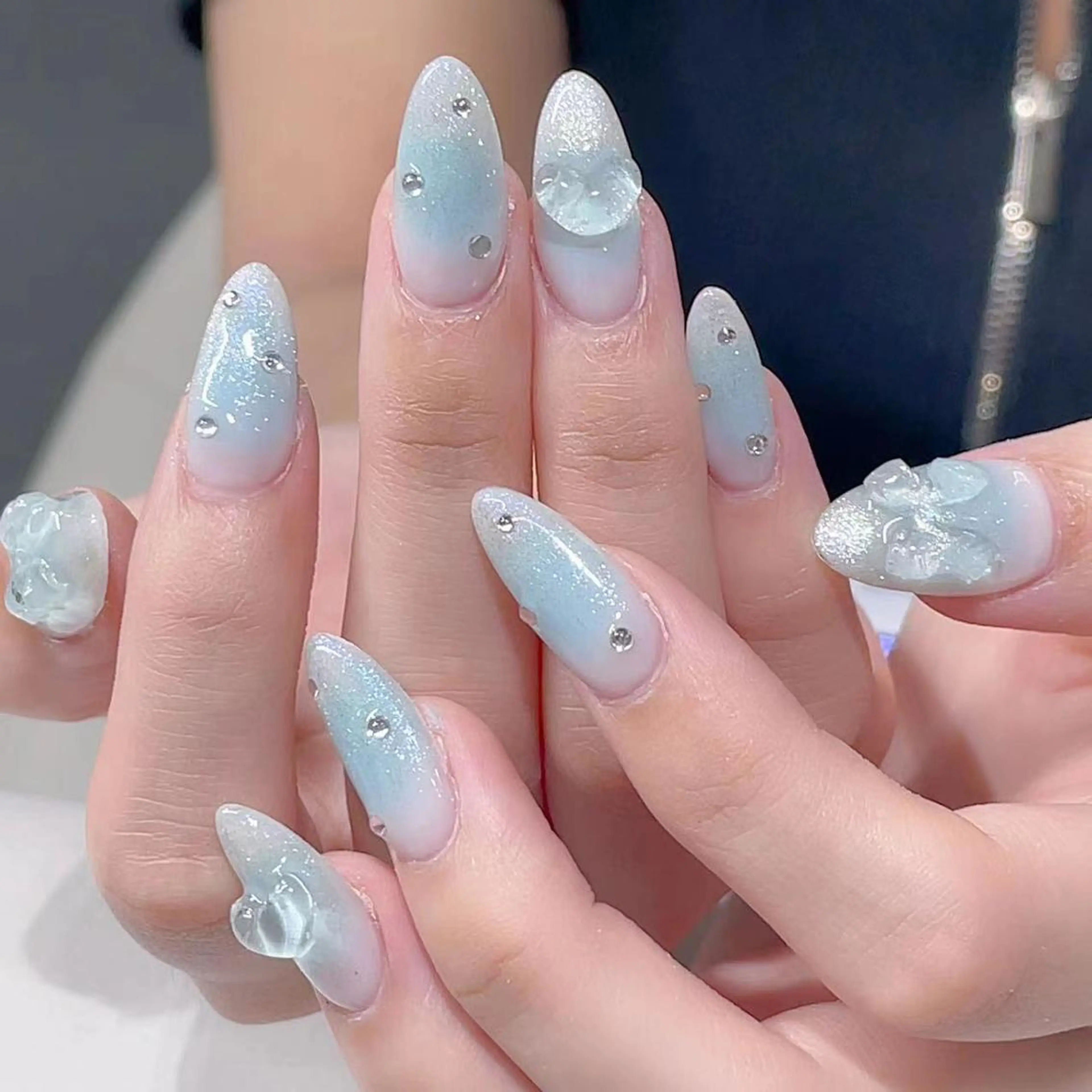 ネイル ハンドネイル Queens ひなのネイルデザイン