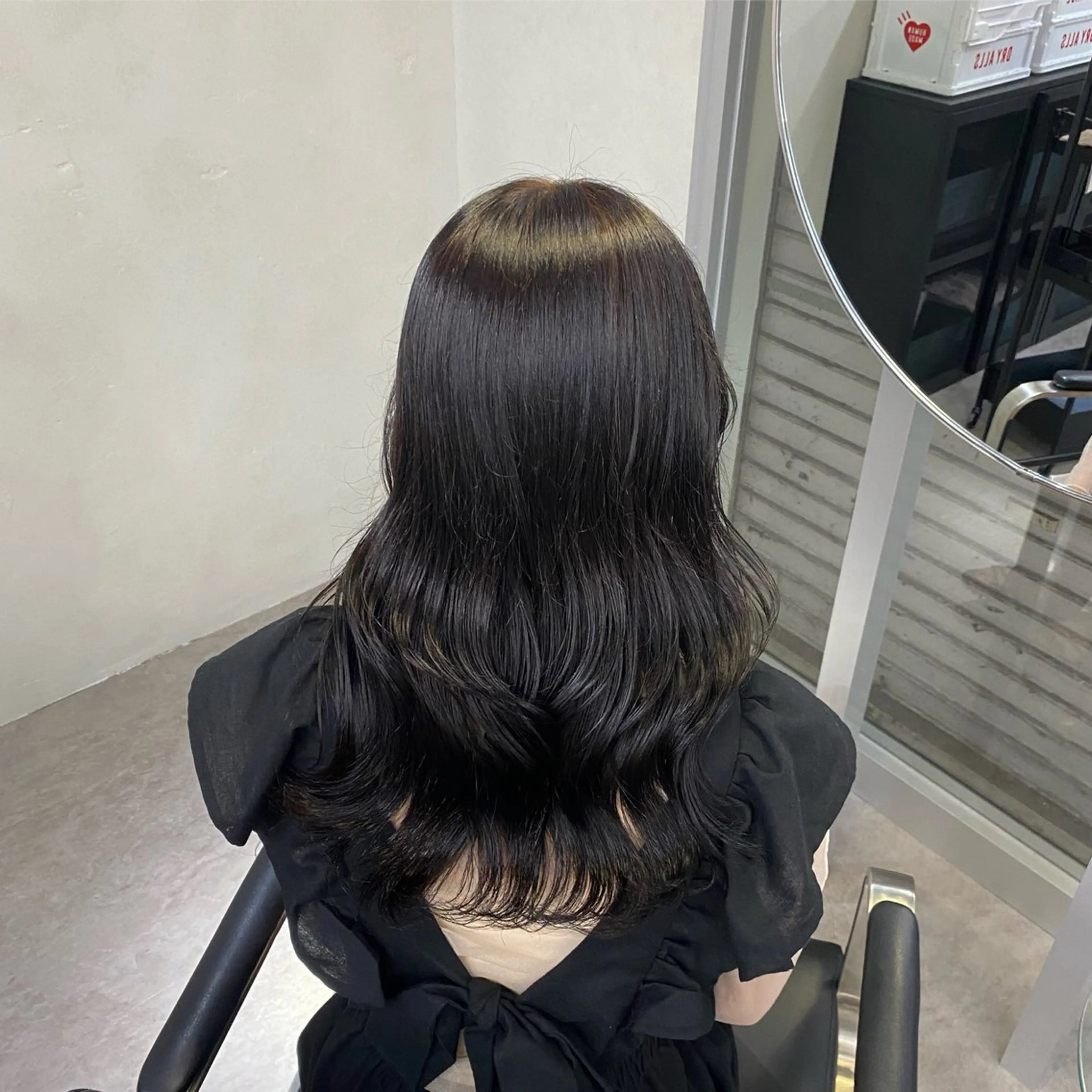 ロング カラー 苗代萌/ぷるツヤ髪 🫧／レイヤーカットのヘアスタイル