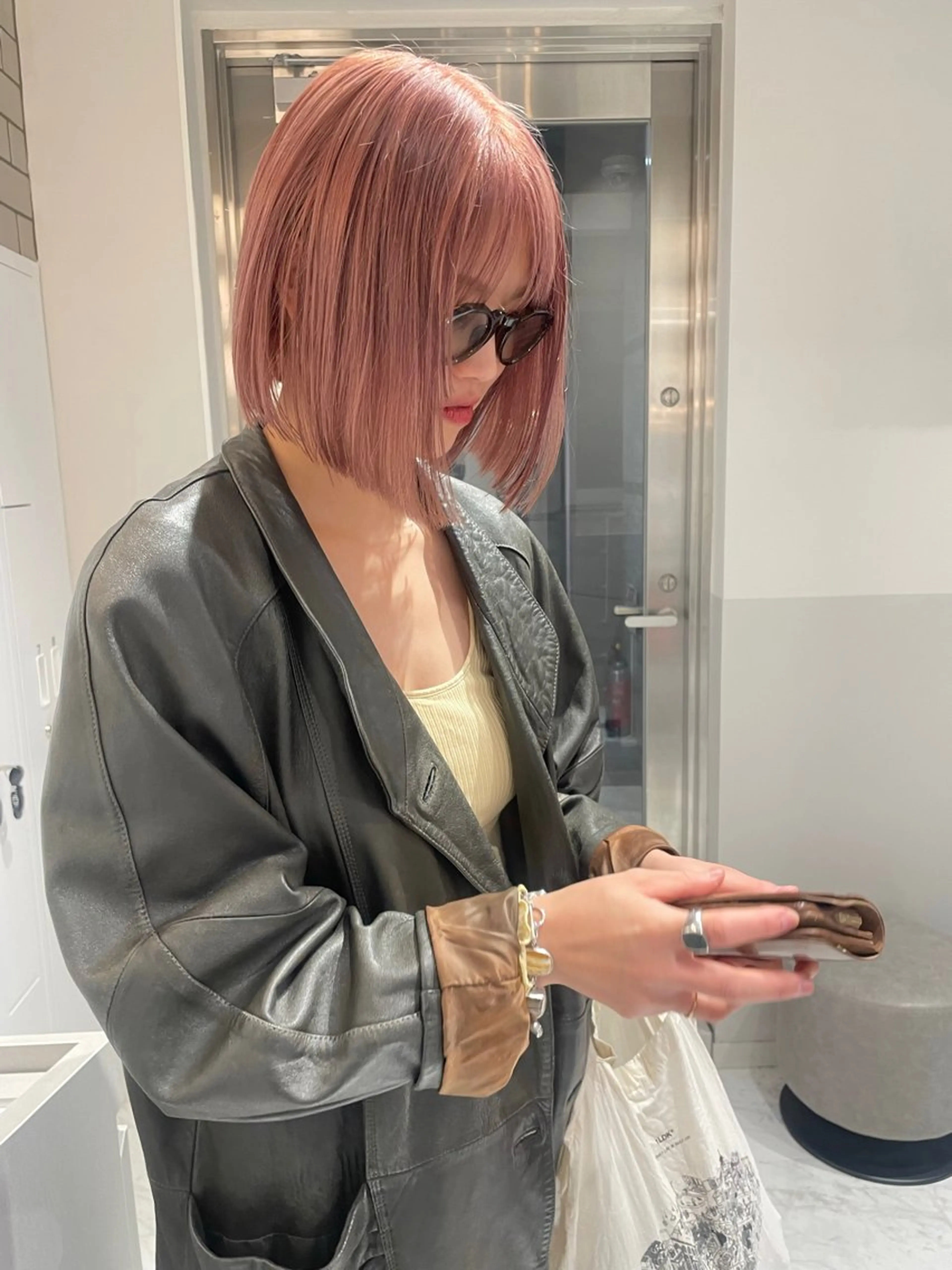 ショート カラー カット ヘアカラー satsuki 暖色・ブラウンカラーのヘアスタイル