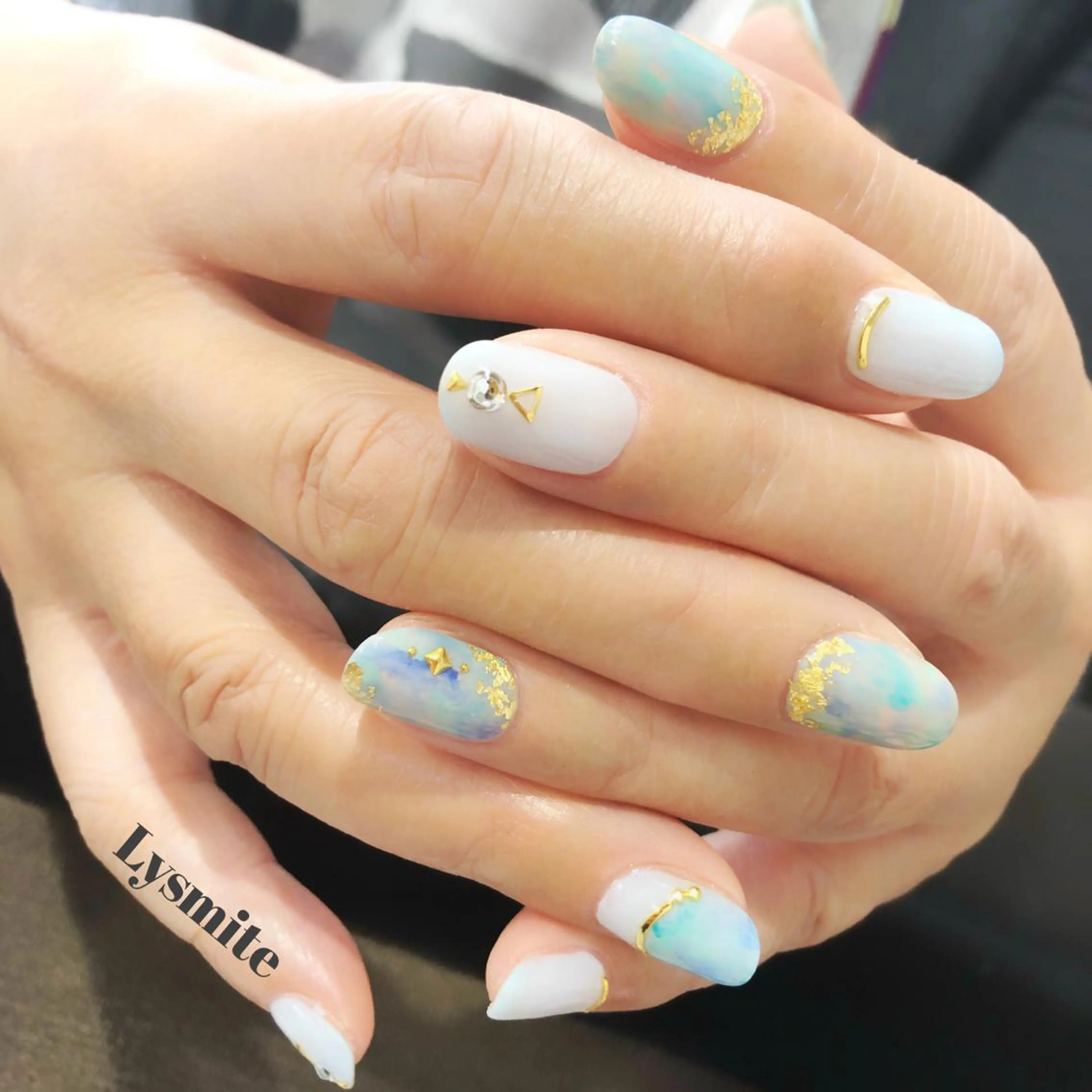 ネイル ニュアンスネイル Lysmite所属・岩本 美香のネイルデザイン