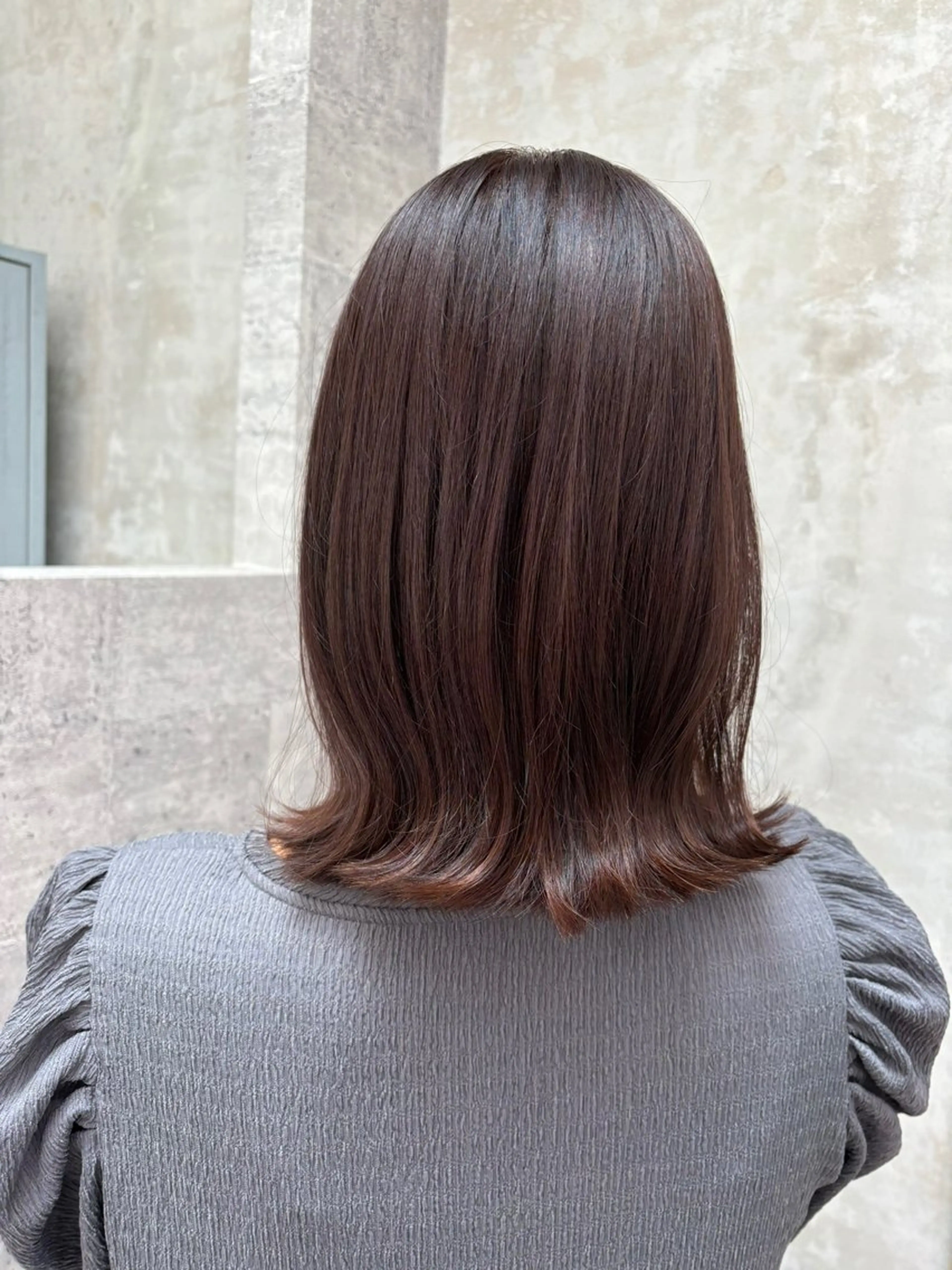 ミディアム カラー iru所属・Ayano アヤノのヘアスタイル