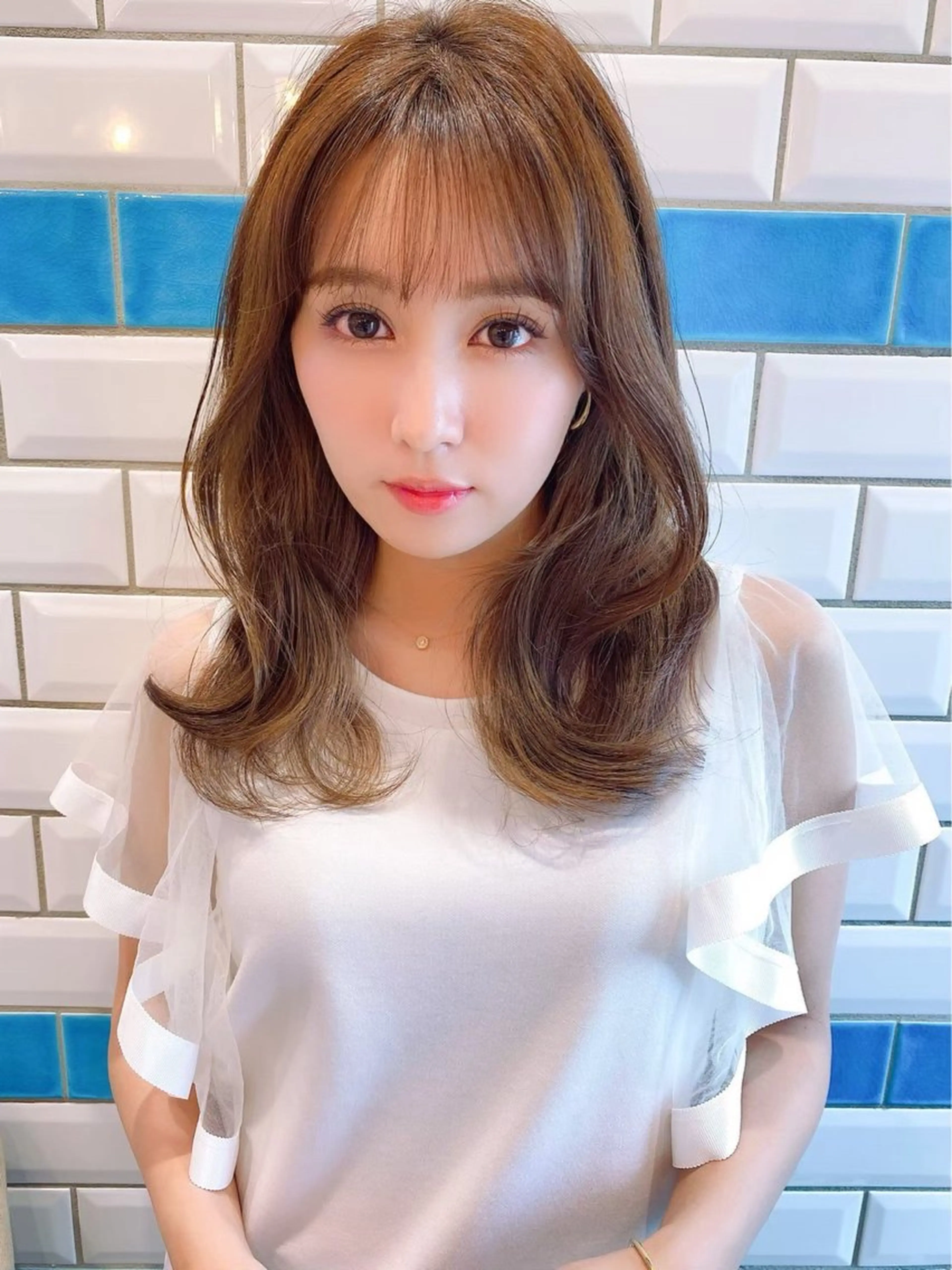 ミディアム カット ヘアカラー トリートメント Hello by Sea所属・レイヤー/艶髪/ボブ /くびれ/伊藤　勇司のヘアスタイル