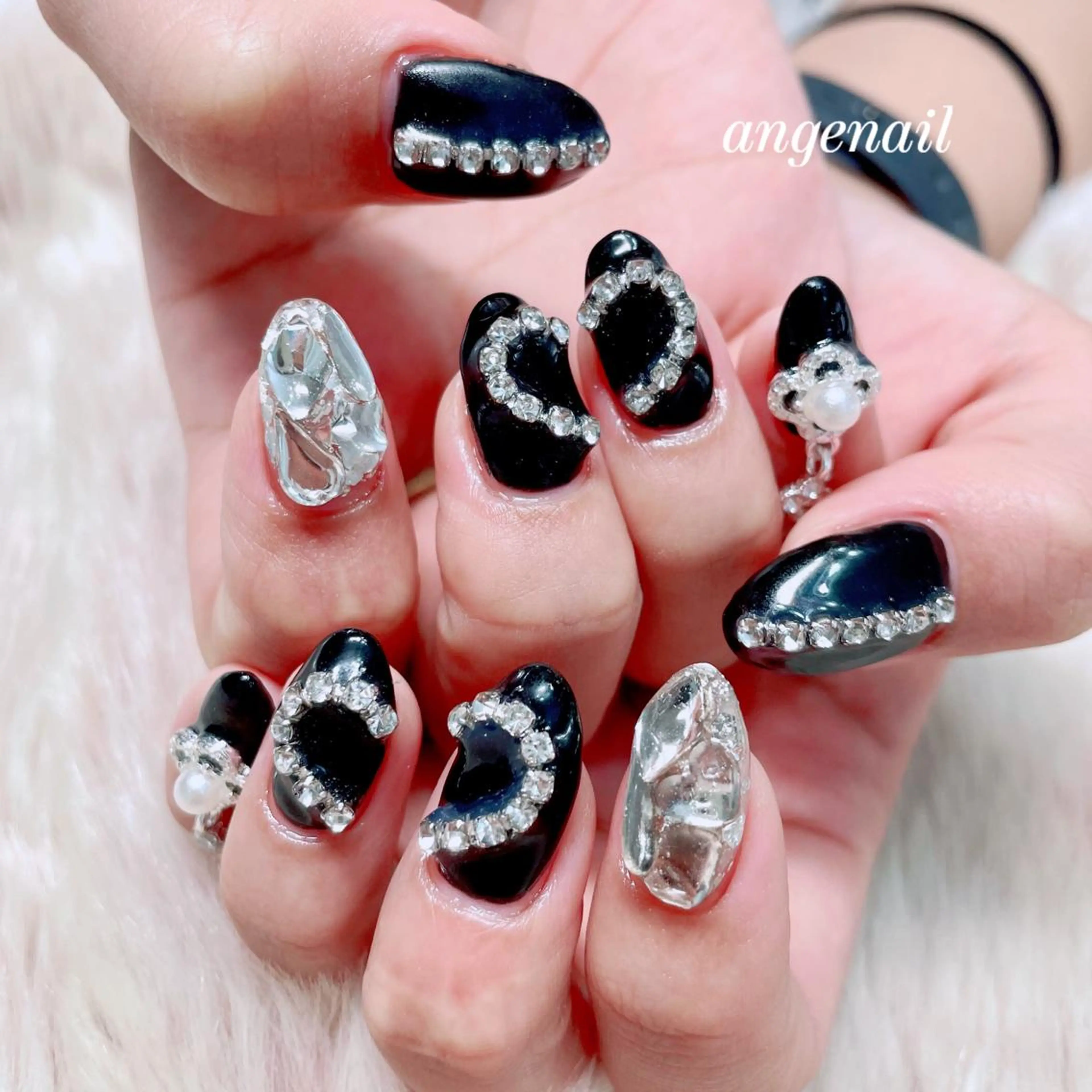 ネイル ハンドネイル オーナーネイリスト MAKIのネイルデザイン