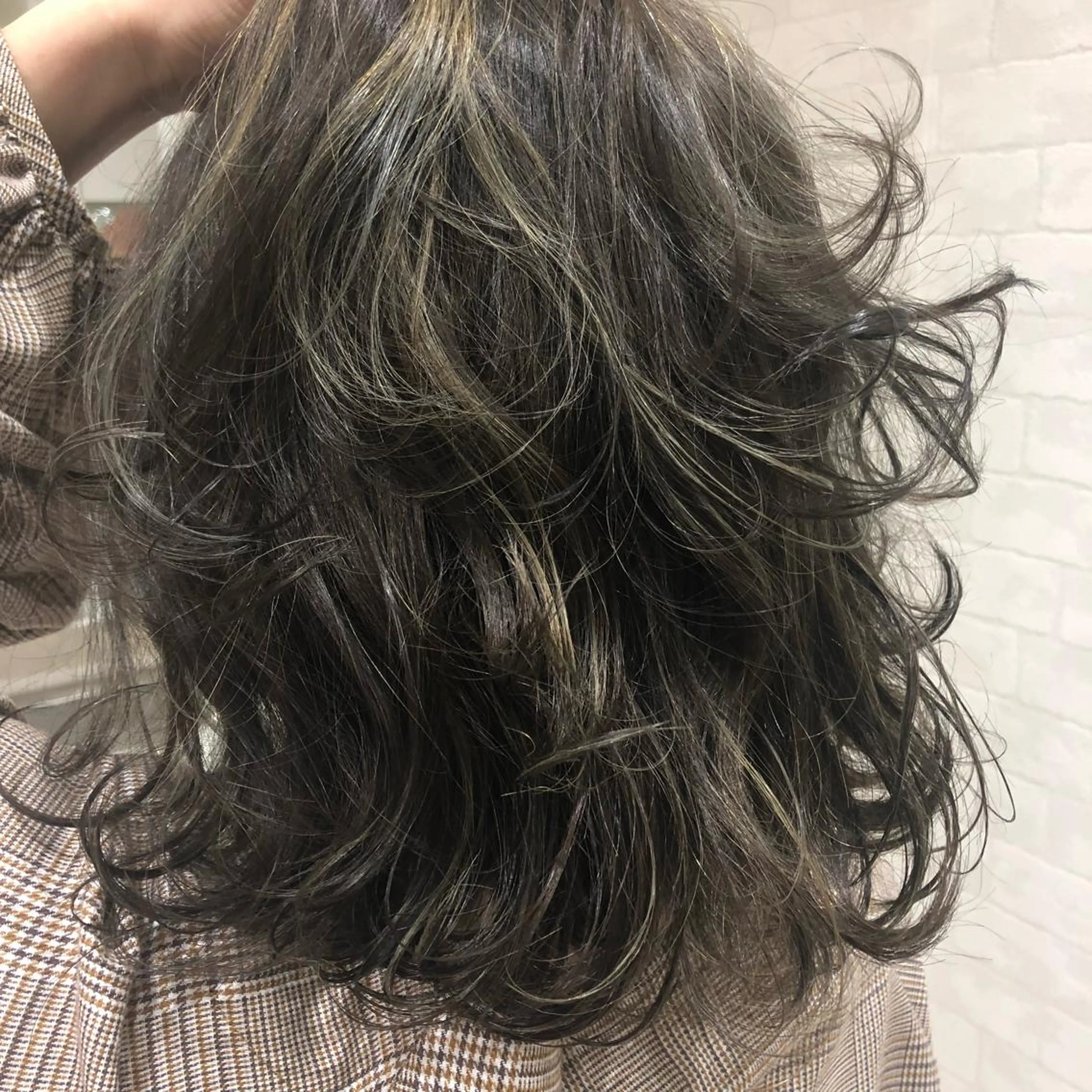 ミディアム カラー Lore Airl所属・畑山 紗耶佳のヘアスタイル