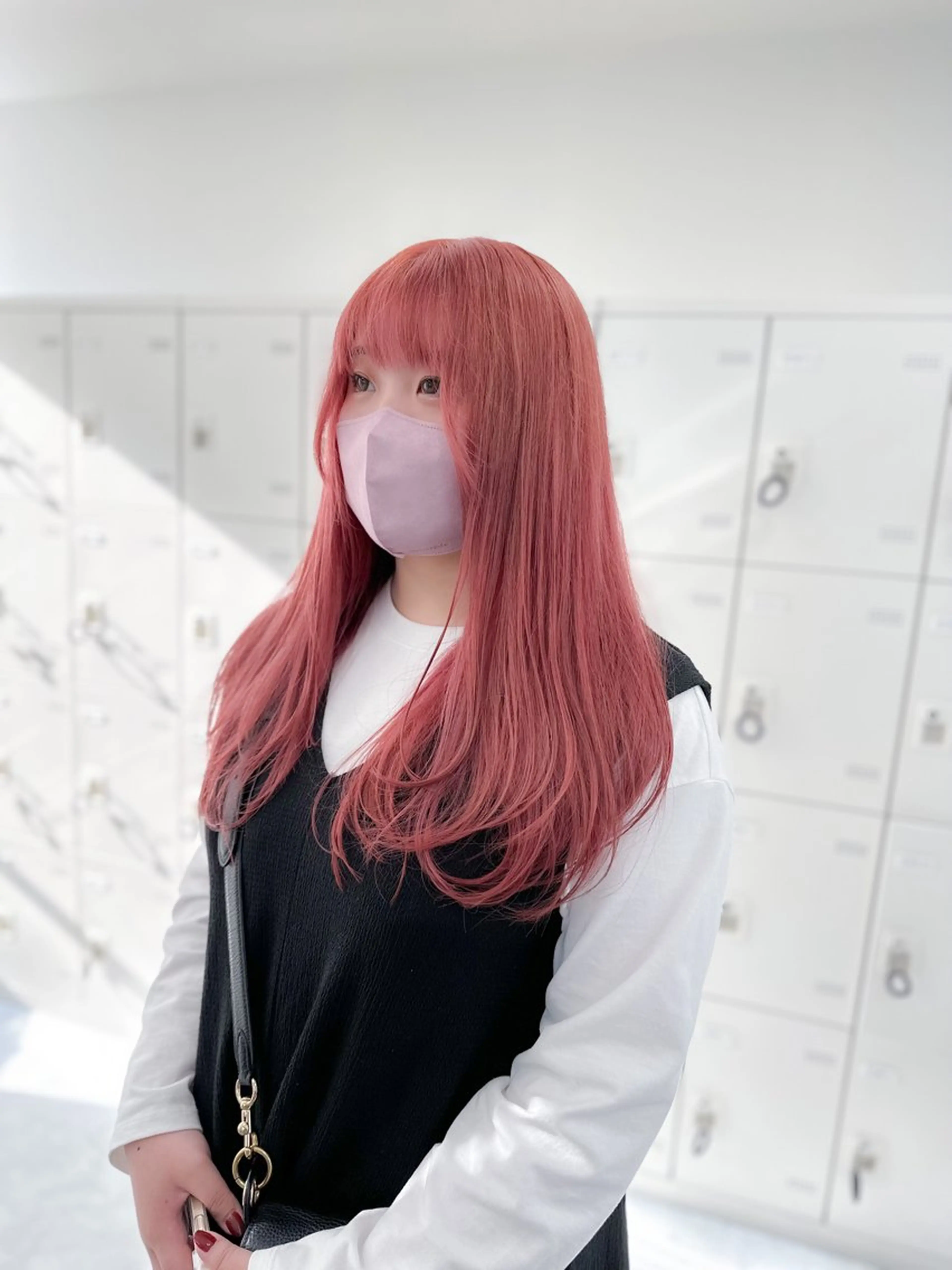 セミロング カラー reco所属・ウルフ&レイヤー特化 まとまる美髪矯正のヘアスタイル