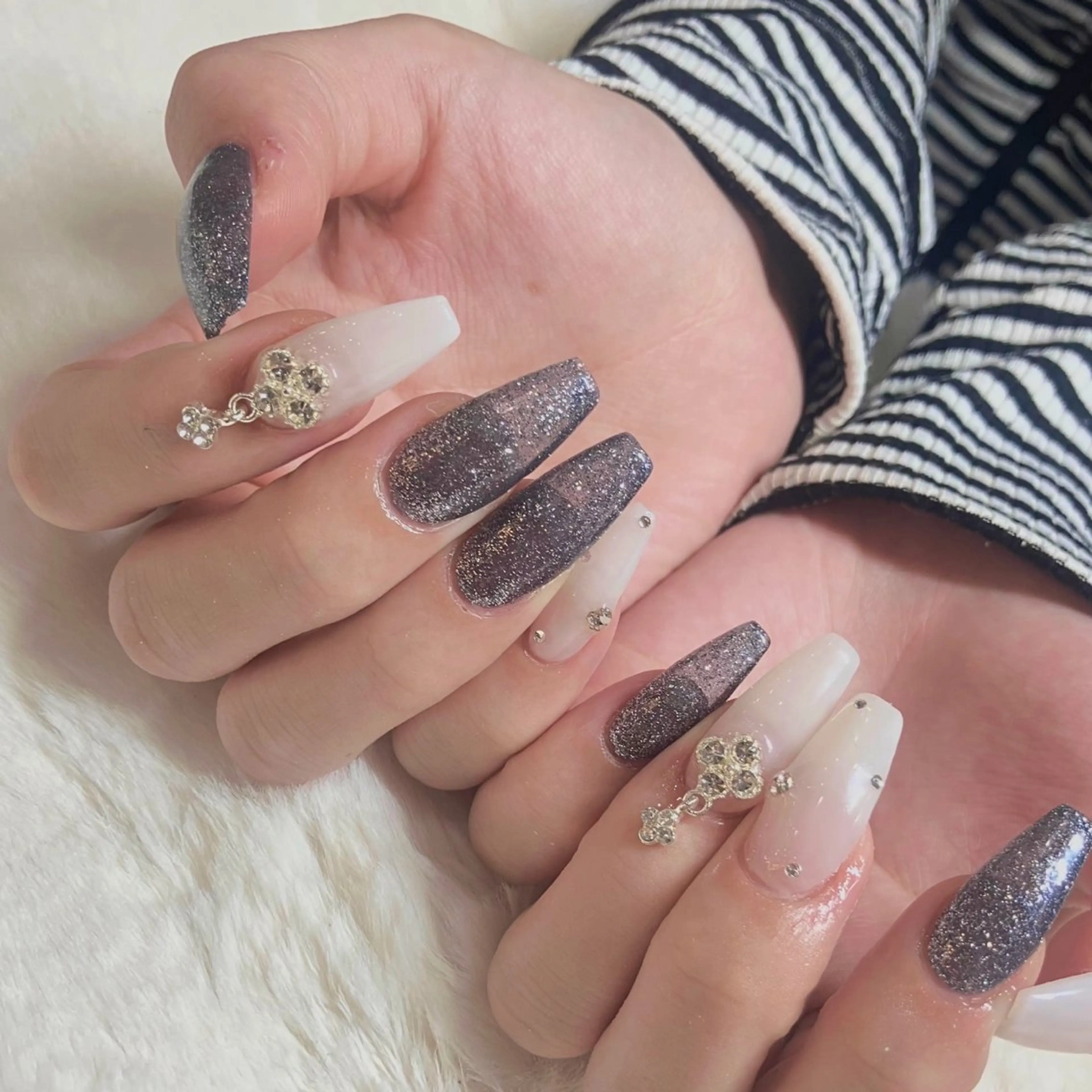 ネイル キラキラネイル mitsuki💎 ﾜﾝﾎﾝ/韓国ﾈｲﾙのネイルデザイン