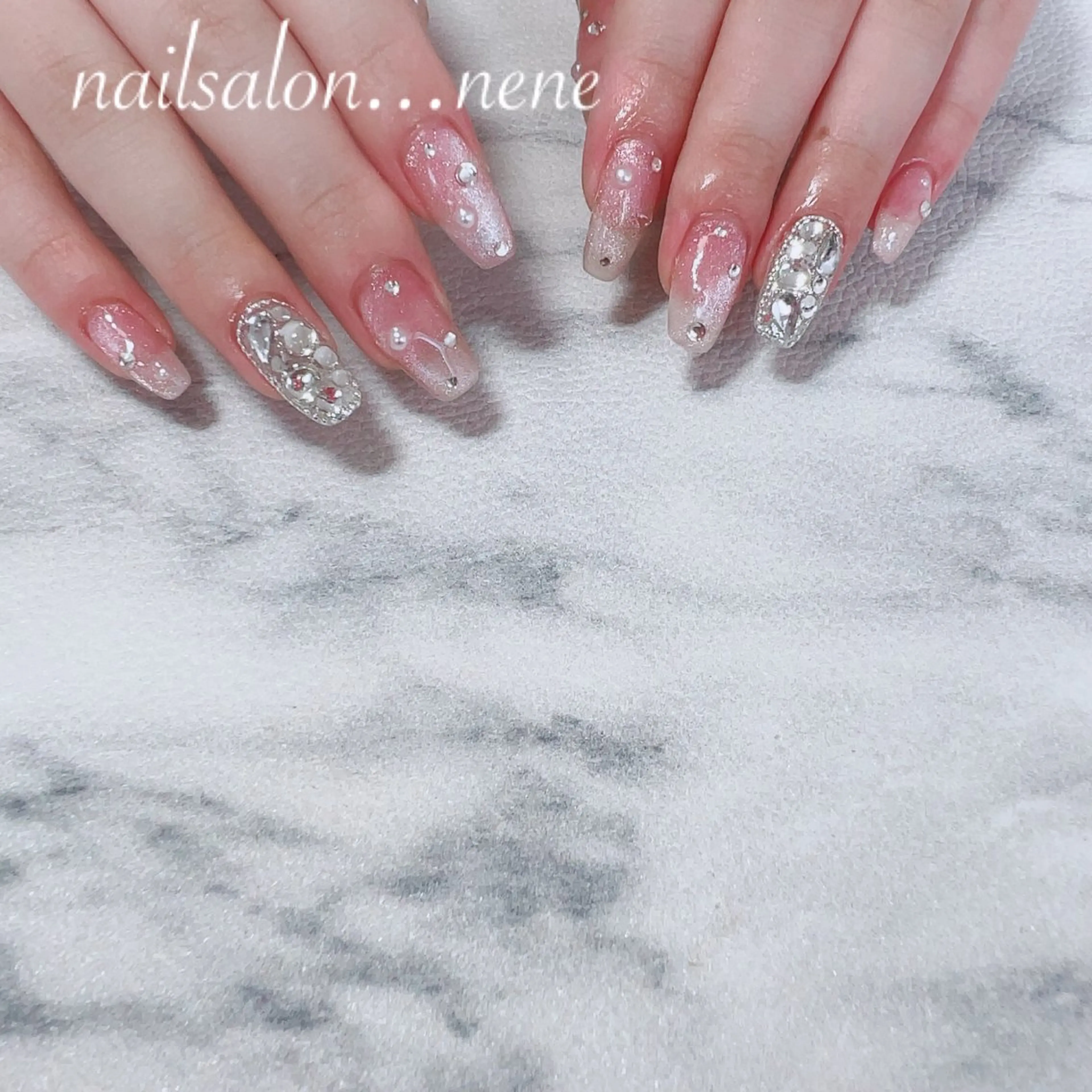 ネイル キラキラネイル nailsalon ...neneのネイルデザイン