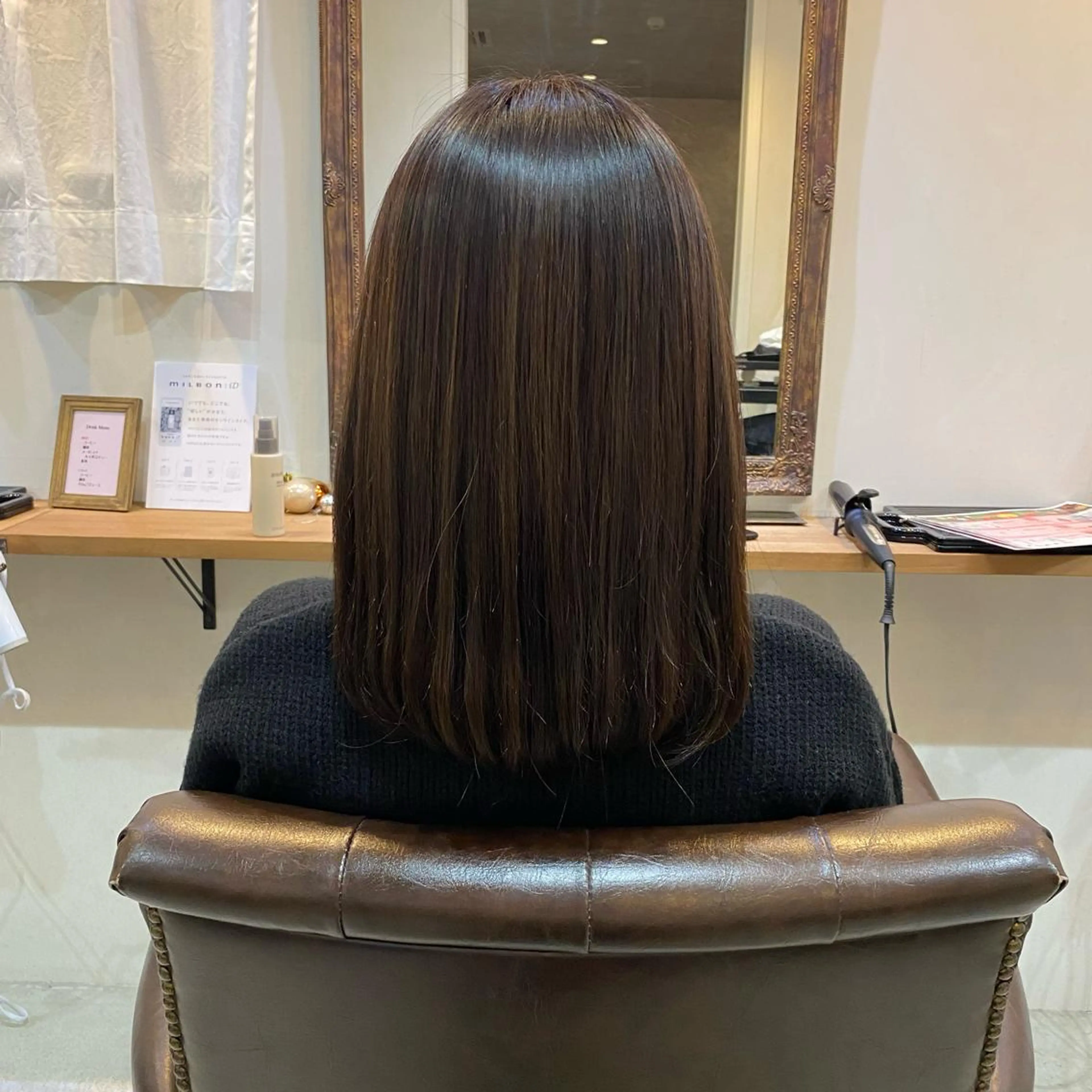 セミロング 切りっぱなしボブ 👩🏼ミニボブのヘアスタイル