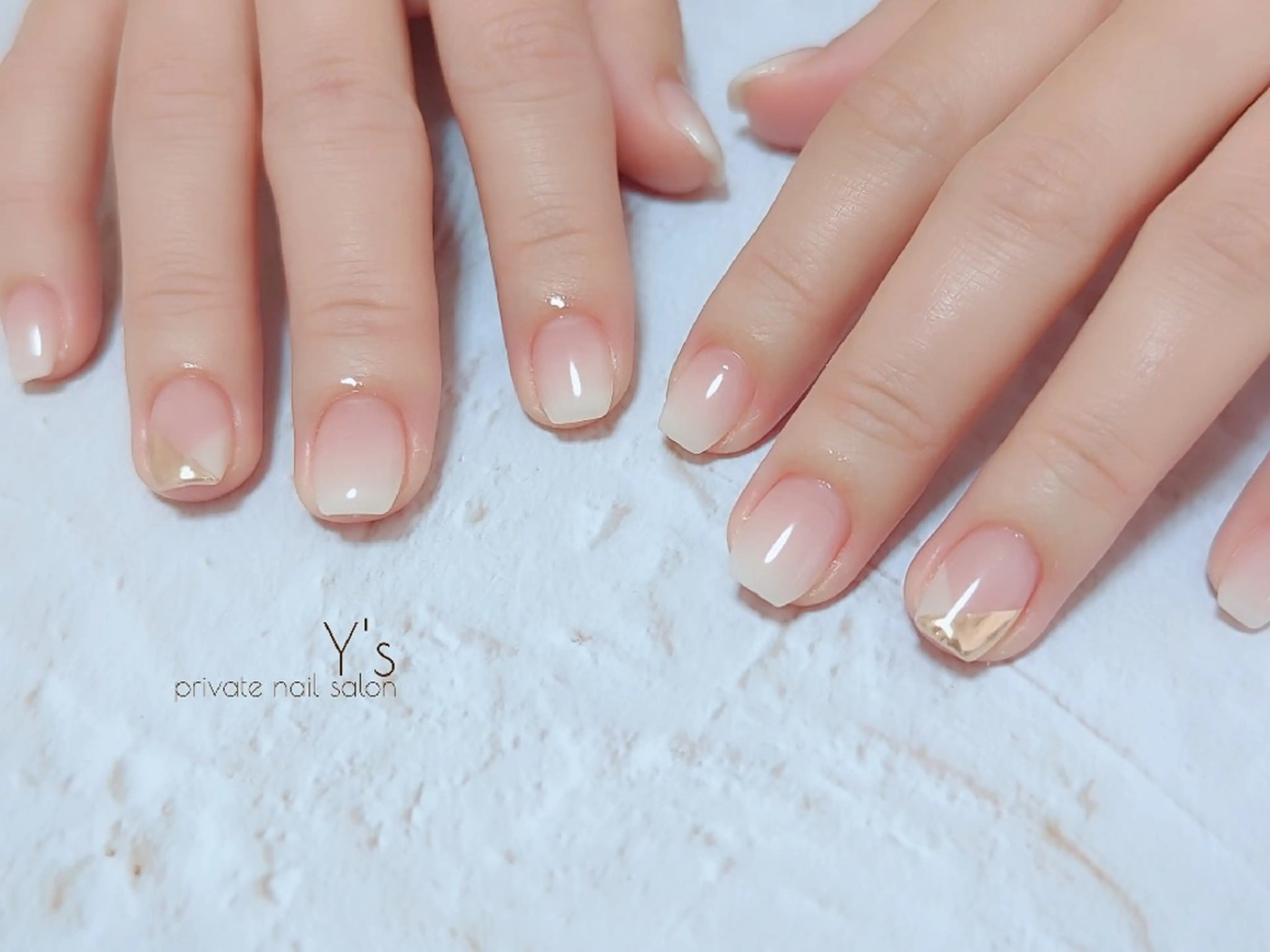 ネイル YUMI NAGAI  のネイルデザイン