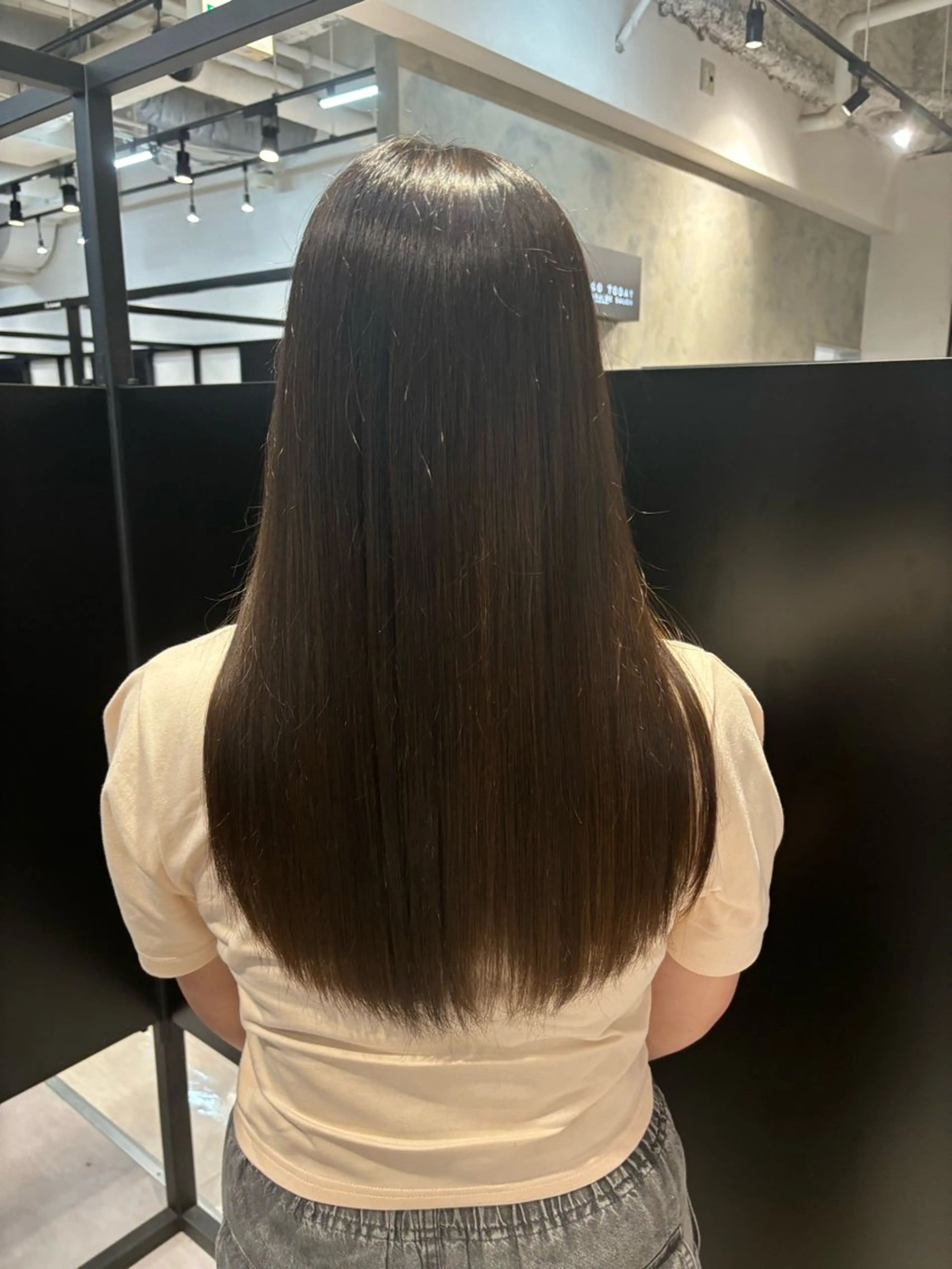 ロング 髪質改善 トリートメント GO TO  DAYシェアサロン所属・白髪染め/髪質改善/ Suzuhoのヘアスタイル
