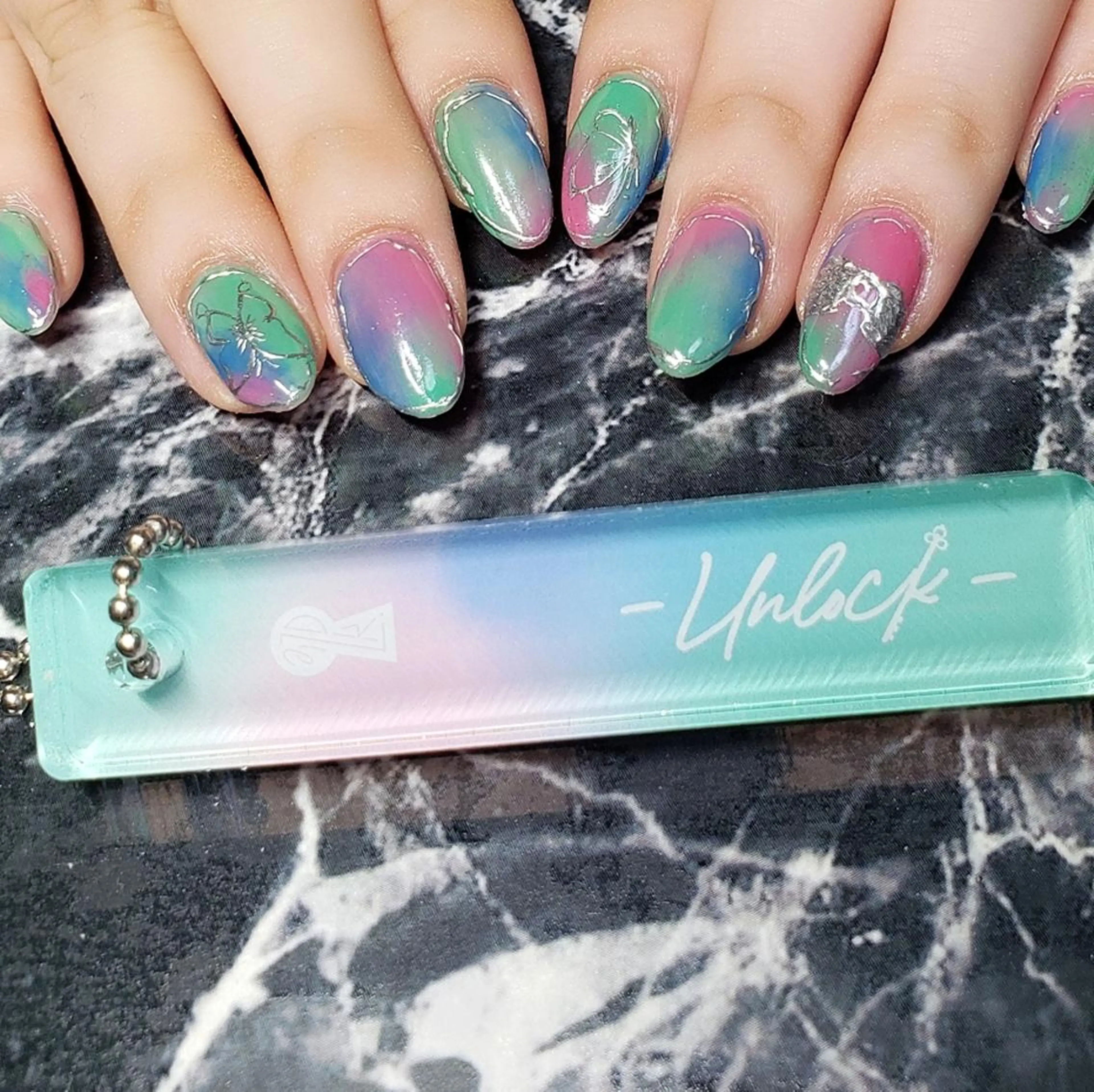 ショート ネイル クロキ 。のネイルデザイン