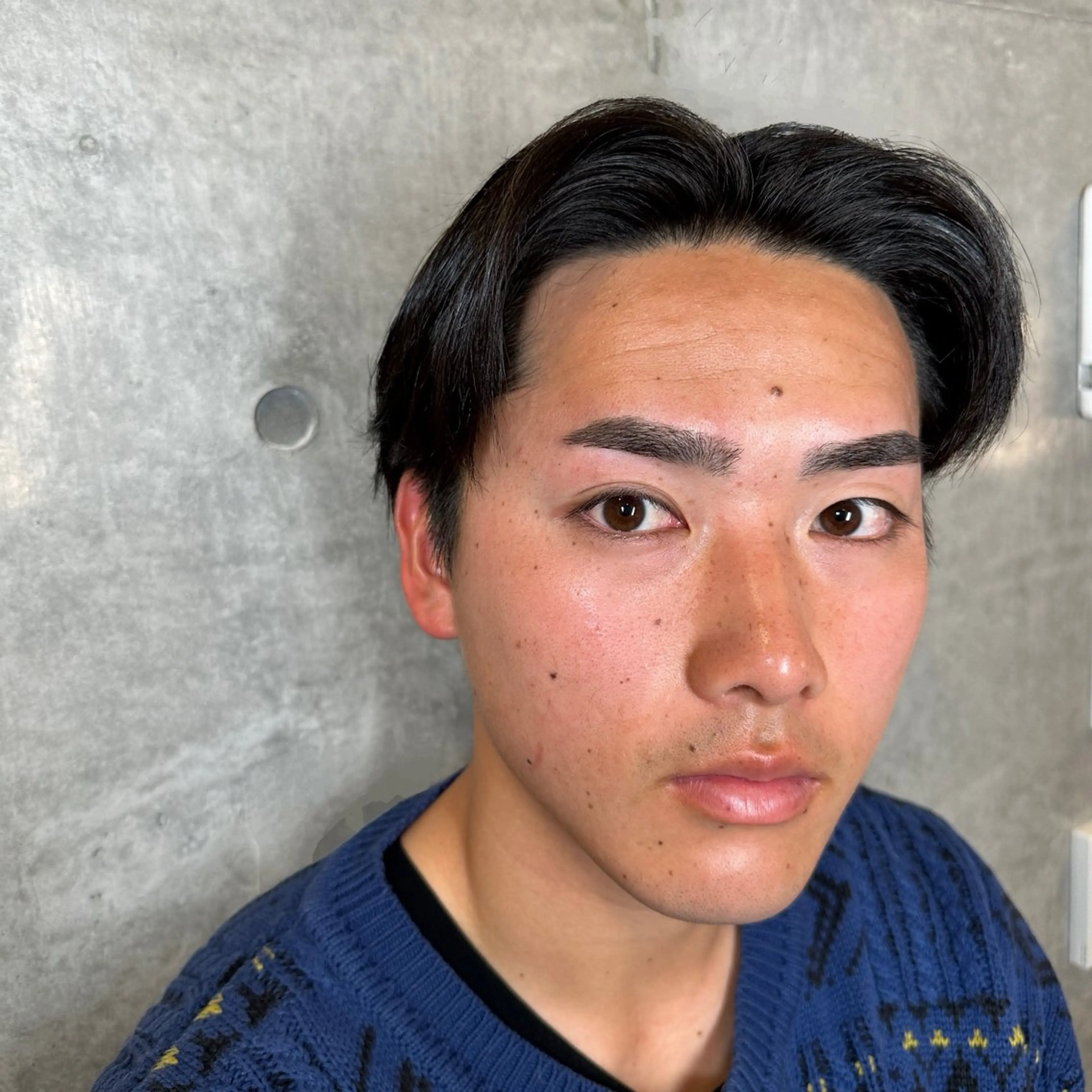 メンズ アイブロウ メンズアイブロウ ワックス脱毛 眉カット Tommy所属・Tommy. MIZUKIの眉毛・アイブロウイメージ